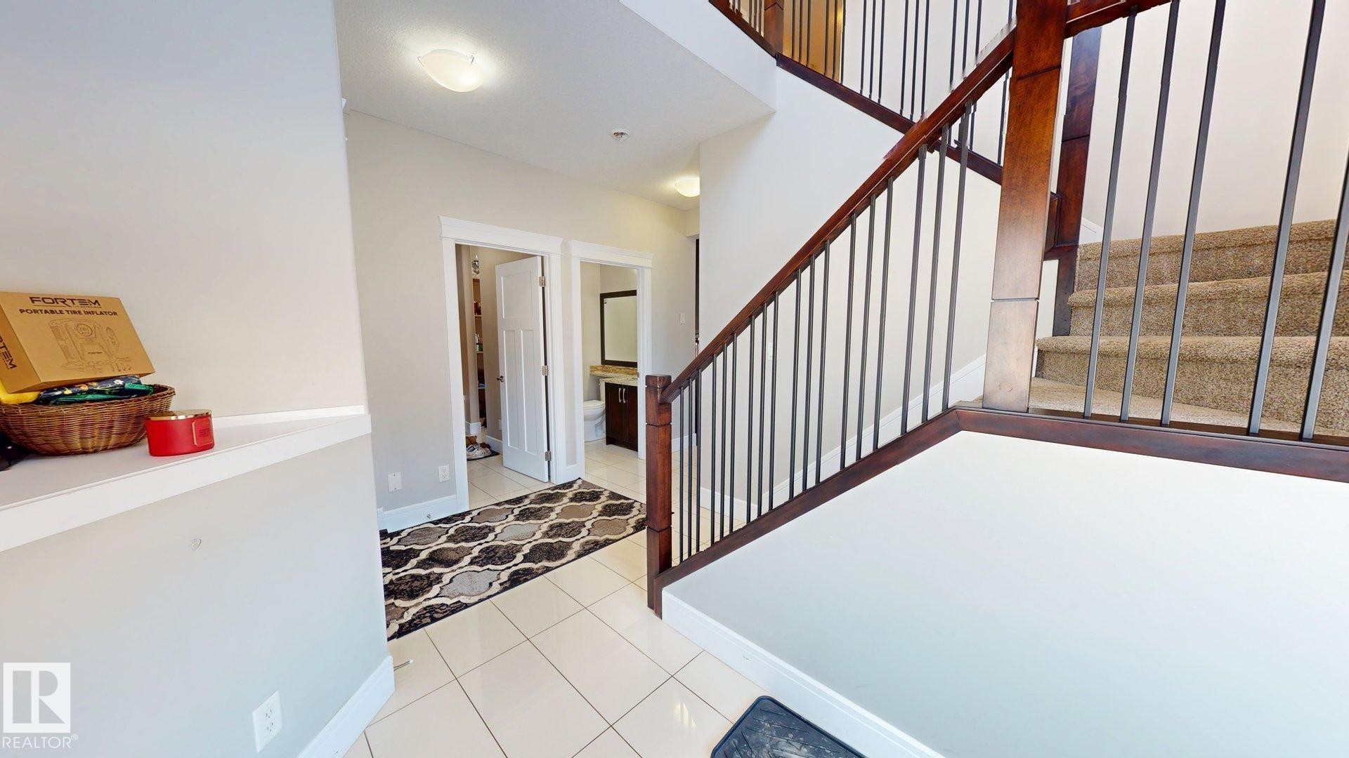 3621 Claxton Place, Edmonton, AB - Indoor Photo Showing Other Room