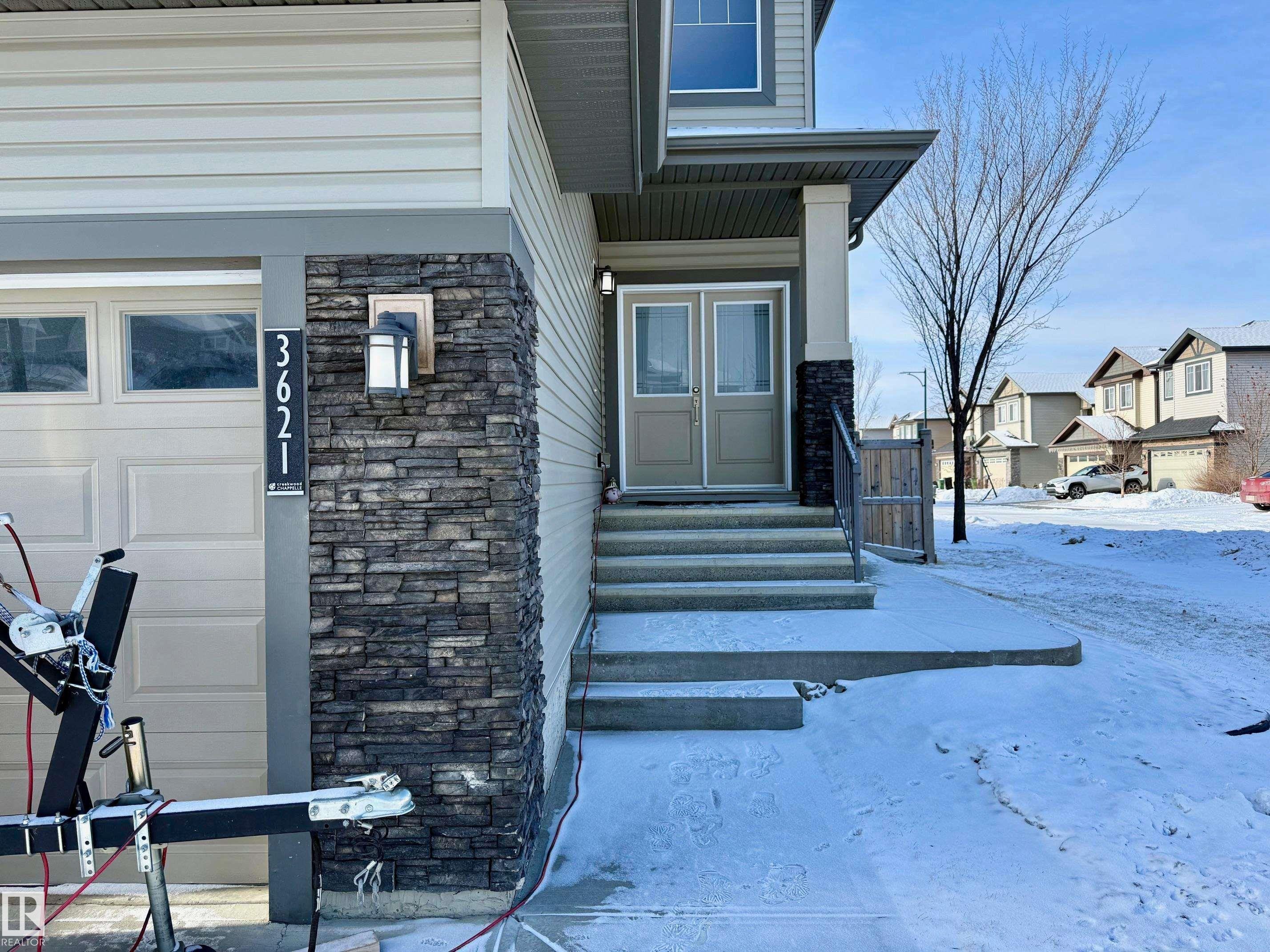 3621 Claxton Place, Edmonton, AB - Outdoor