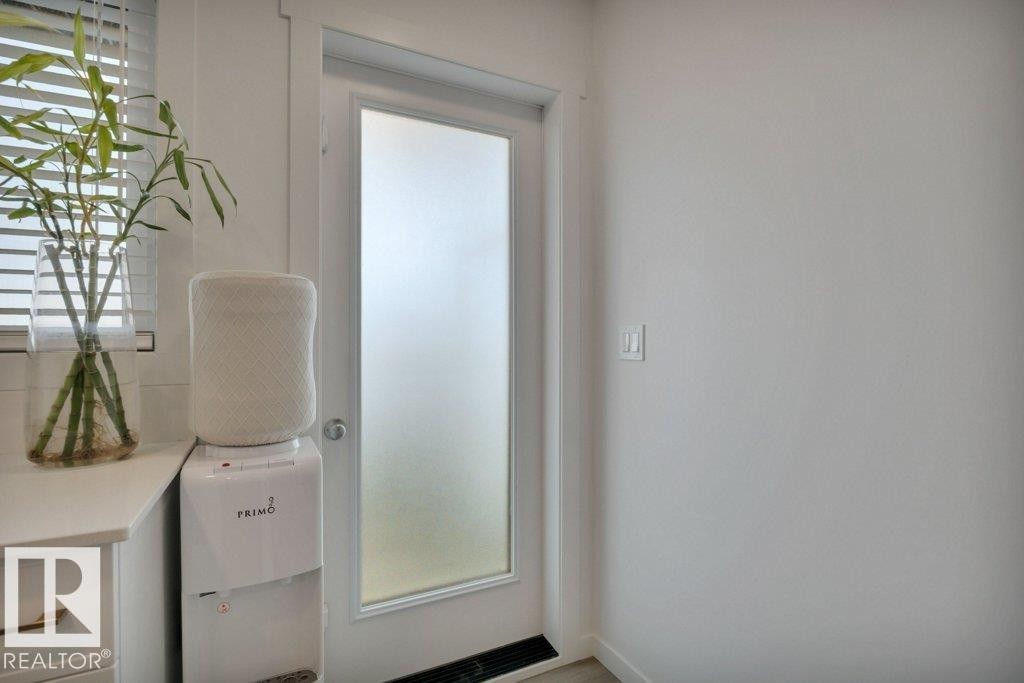 28 850 Secord Boulevard, Edmonton, AB - Indoor Photo Showing Other Room