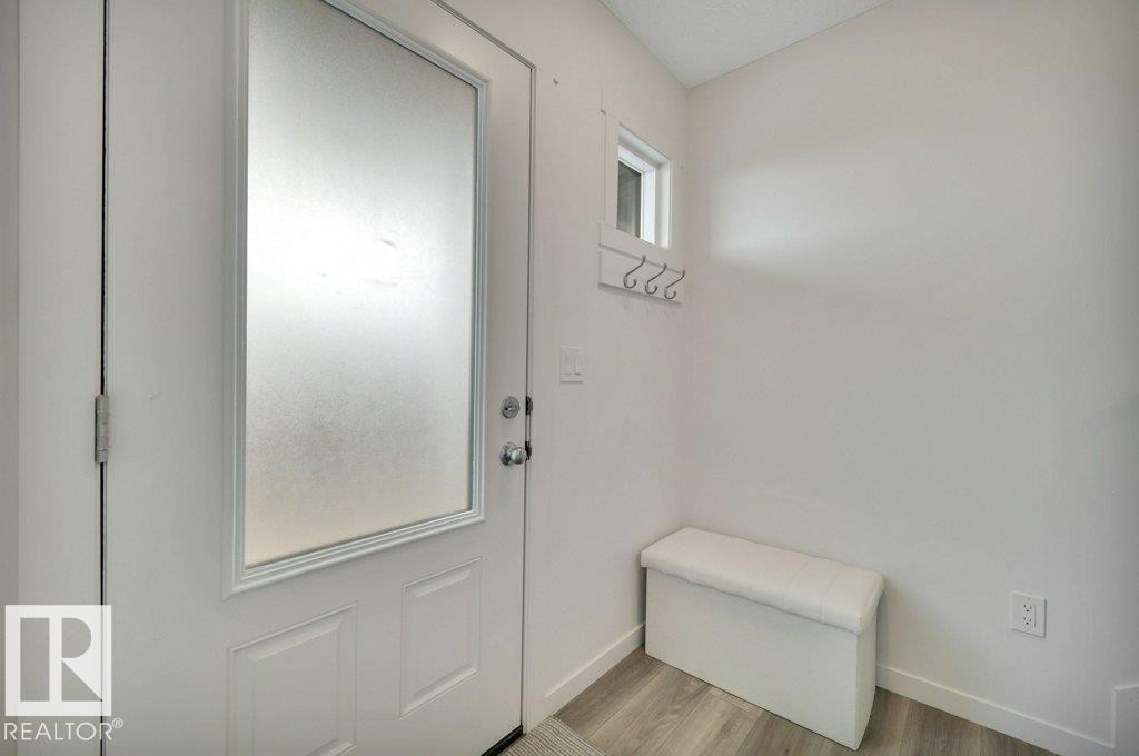28 850 Secord Boulevard, Edmonton, AB - Indoor Photo Showing Other Room