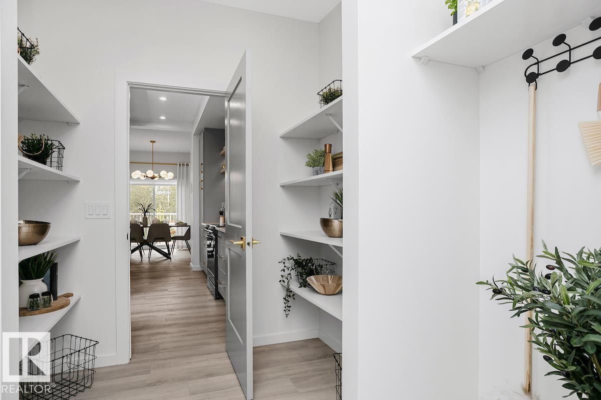 5807 Raven Crescent, Edmonton, AB - Indoor