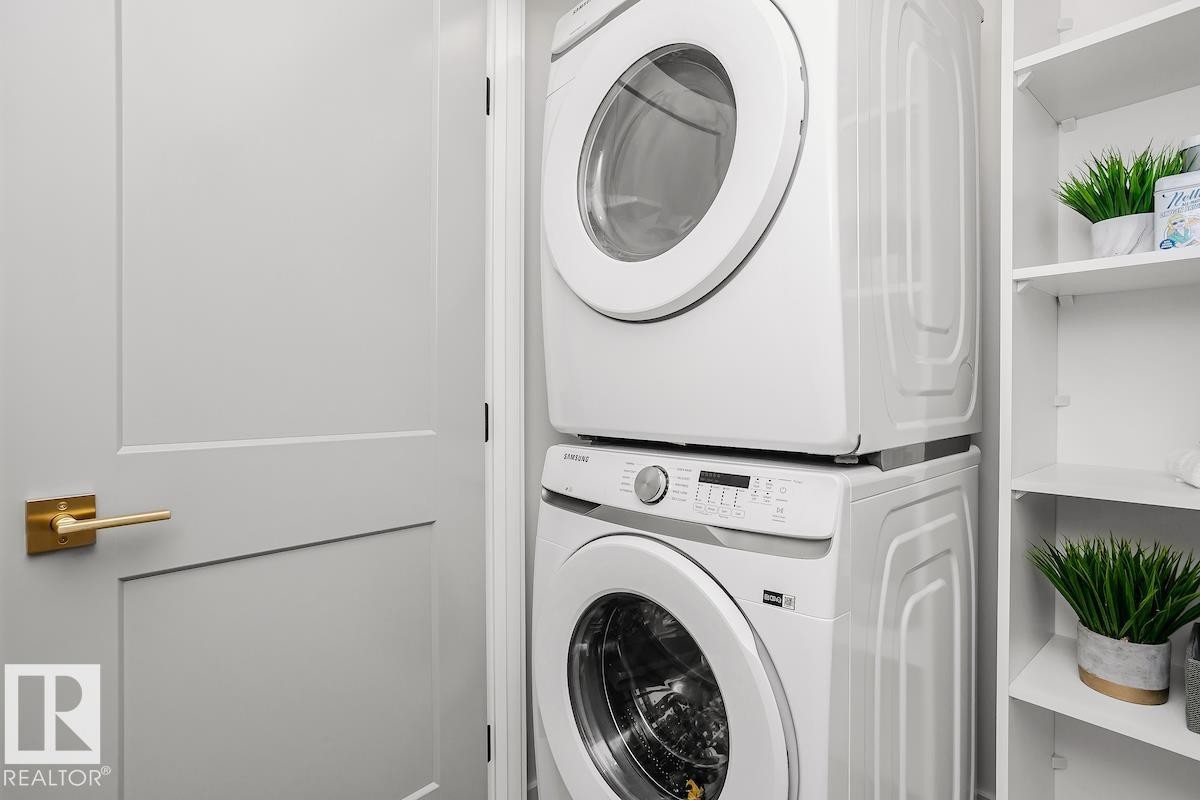 5807 Raven Crescent, Edmonton, AB - Indoor Photo Showing Laundry Room