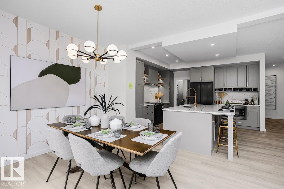 5807 Raven Crescent, Edmonton, AB - Indoor Photo Showing Dining Room