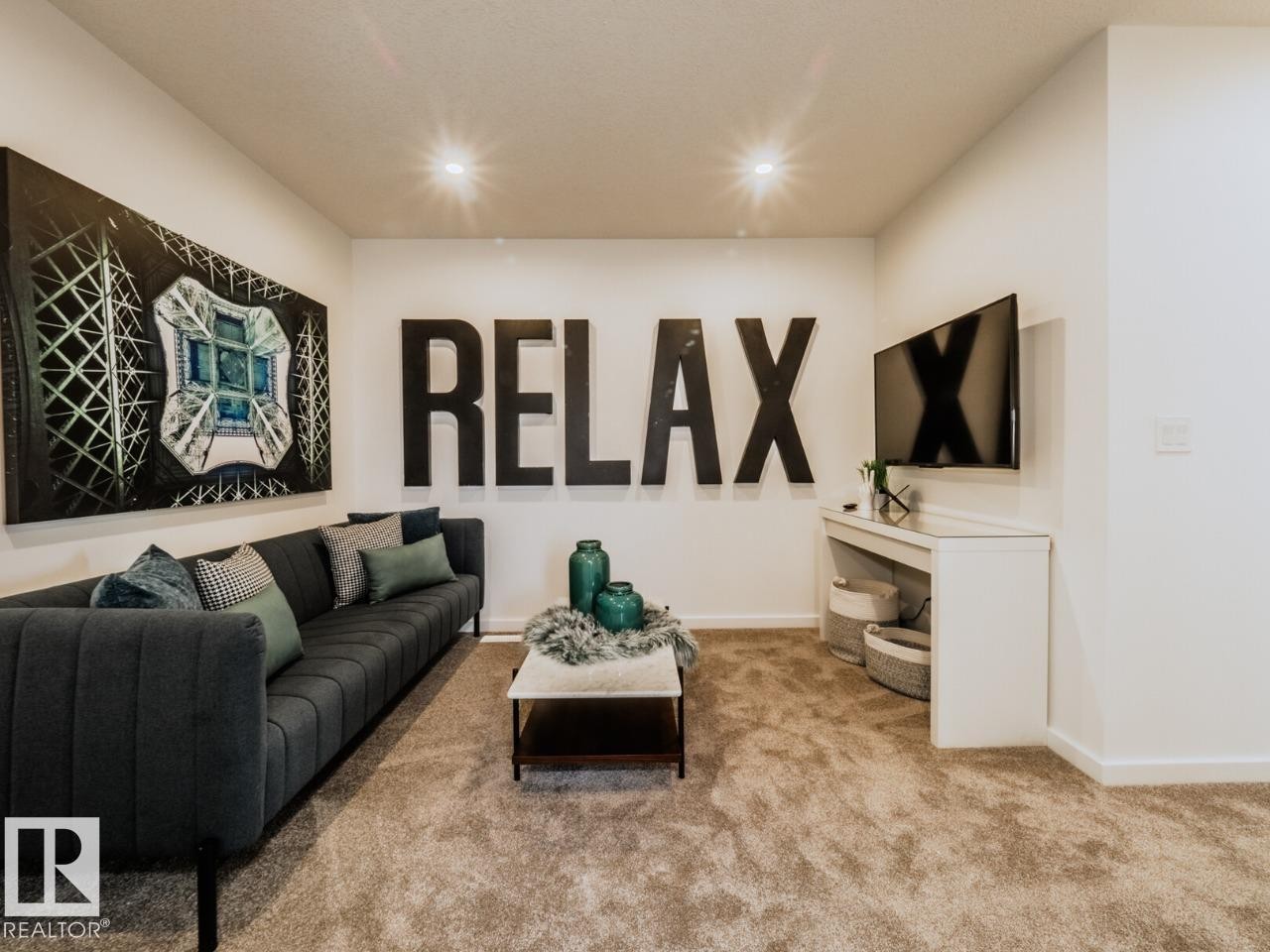 5 Clichy Close, St. Albert, AB - Indoor