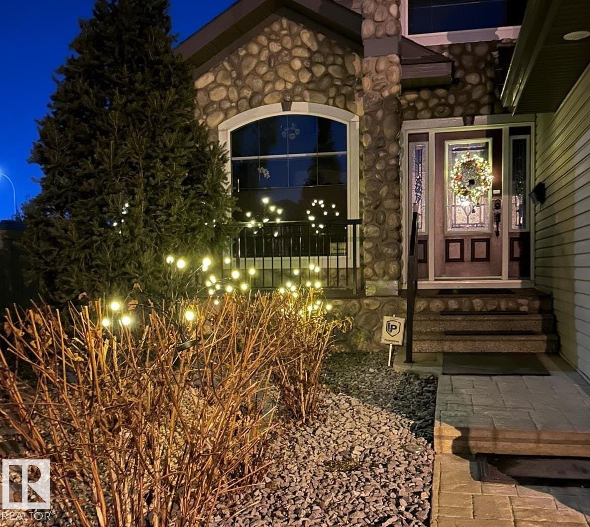 1213 Cunningham Drive, Edmonton, AB - Outdoor