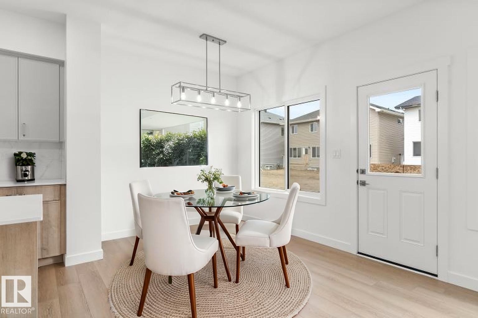 924 18 Avenue, Edmonton, AB - Indoor