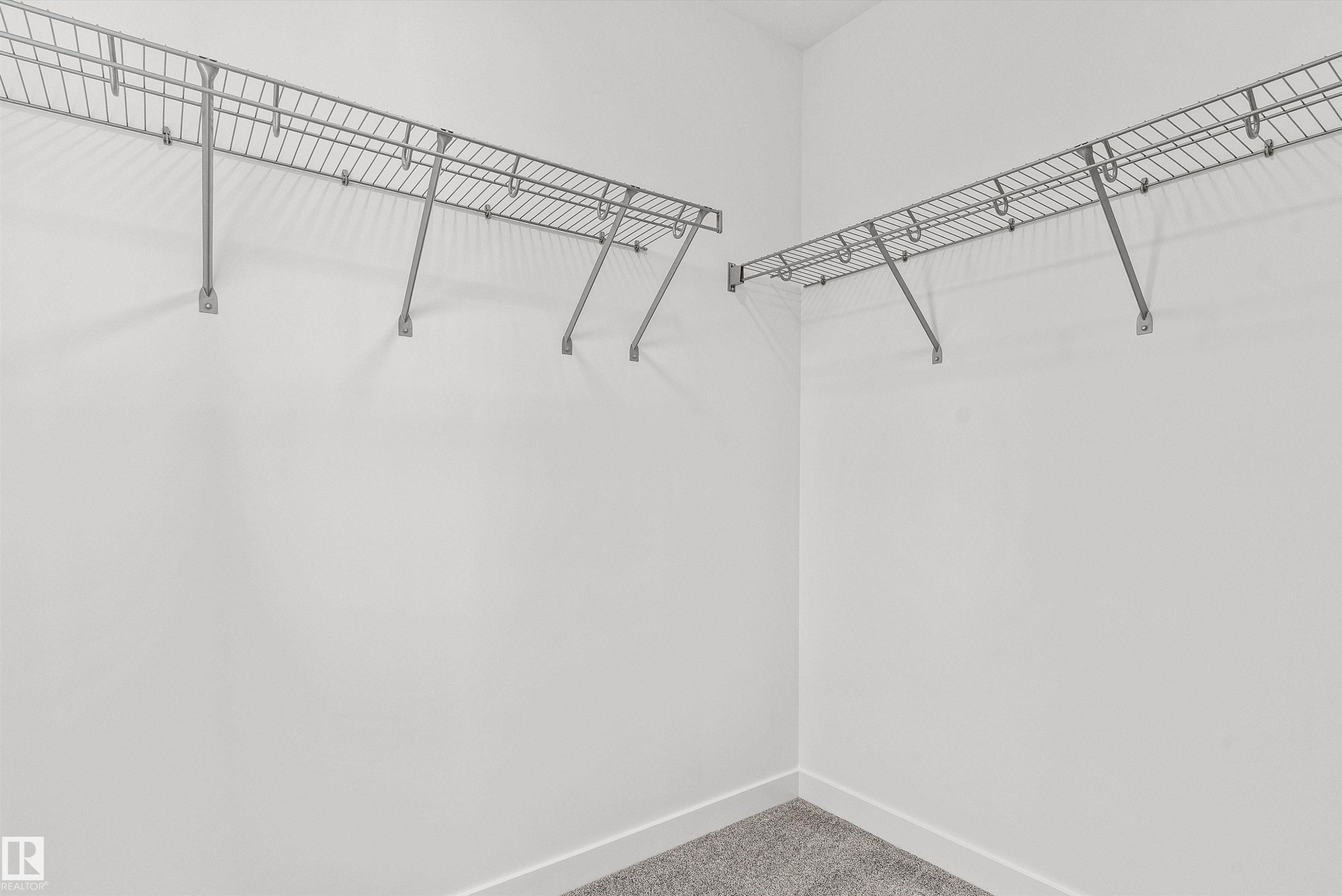 924 18 Avenue, Edmonton, AB - Indoor