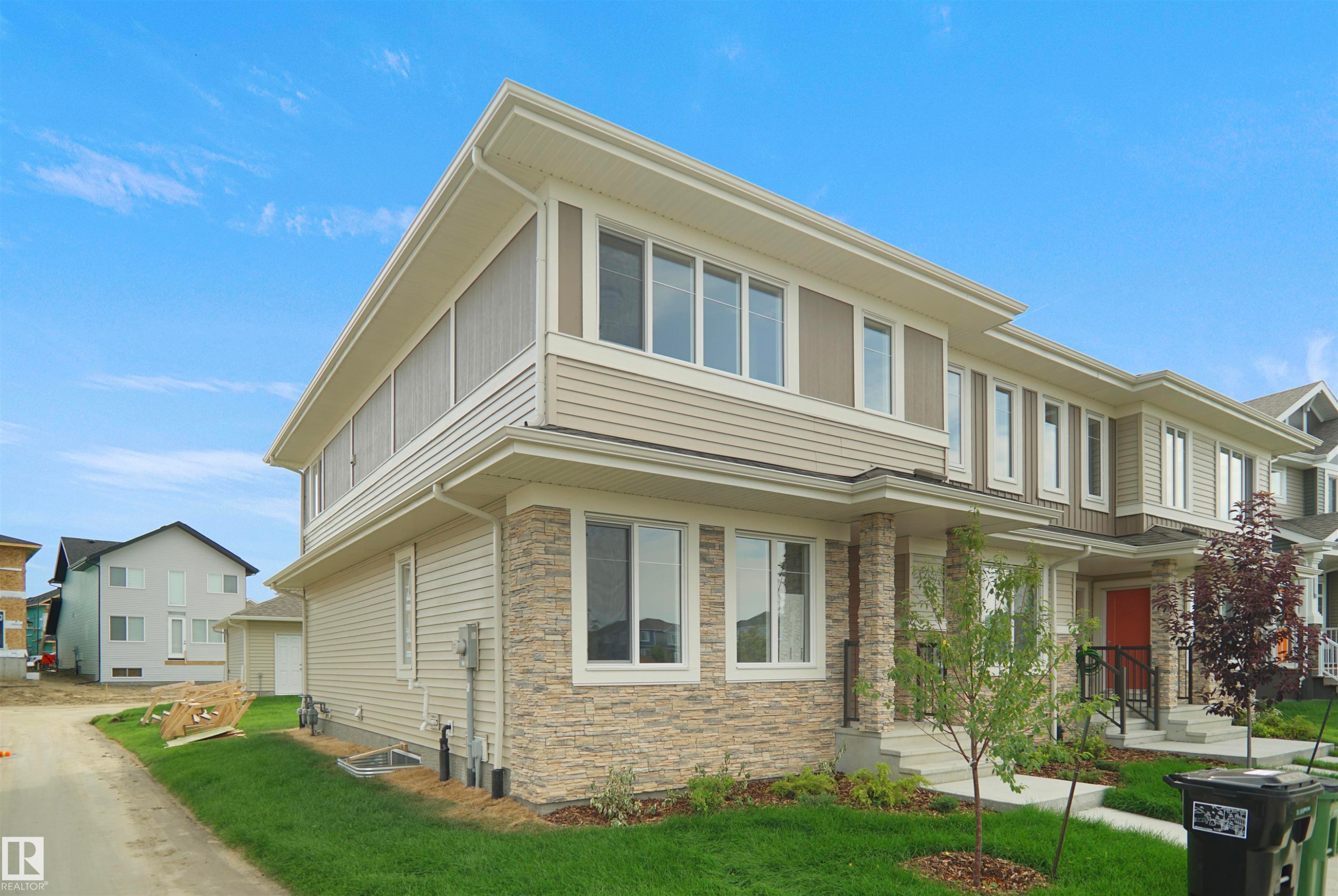 19455 22 Avenue, Edmonton, AB - Outdoor