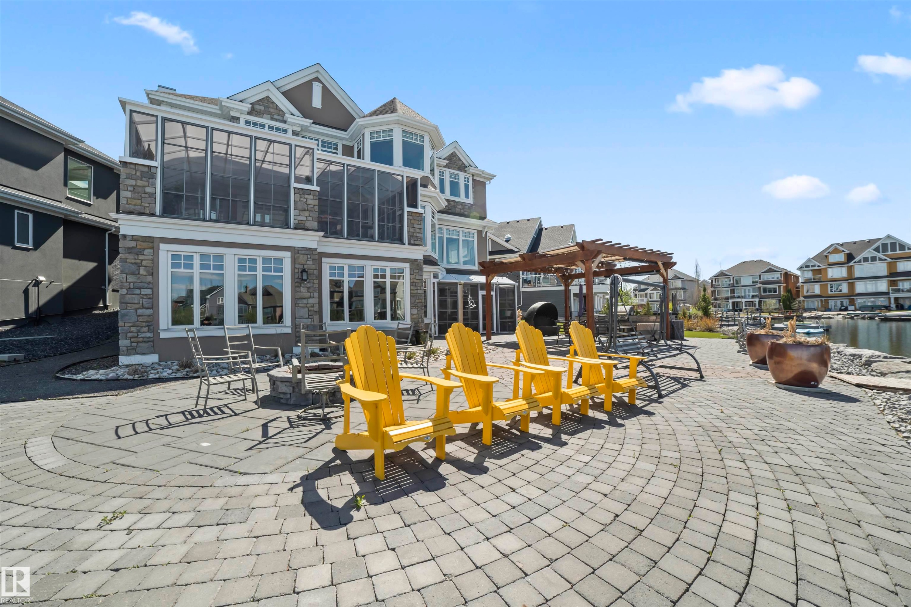 8948 20 Avenue, Edmonton, AB - Outdoor