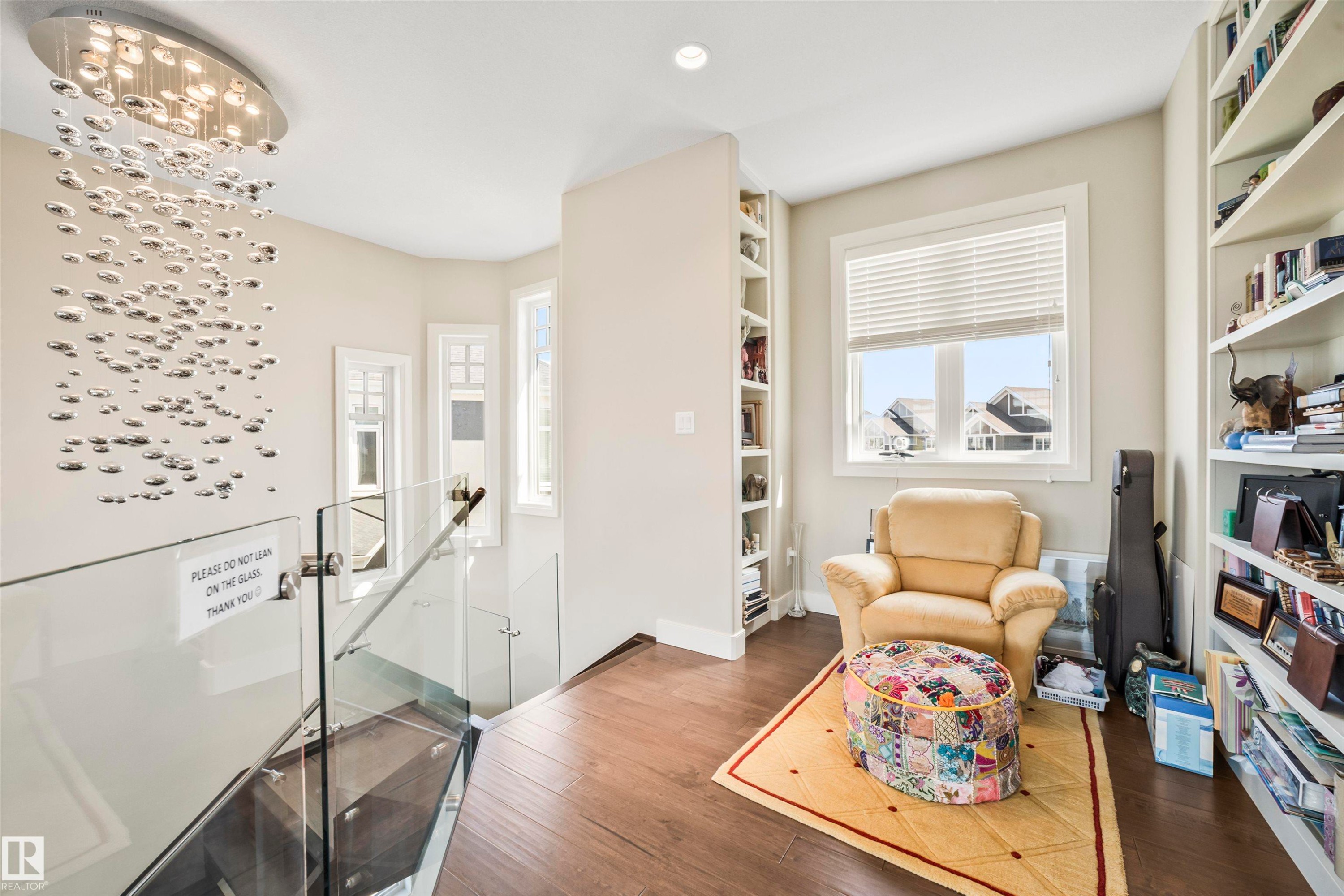 8948 20 Avenue, Edmonton, AB - Indoor