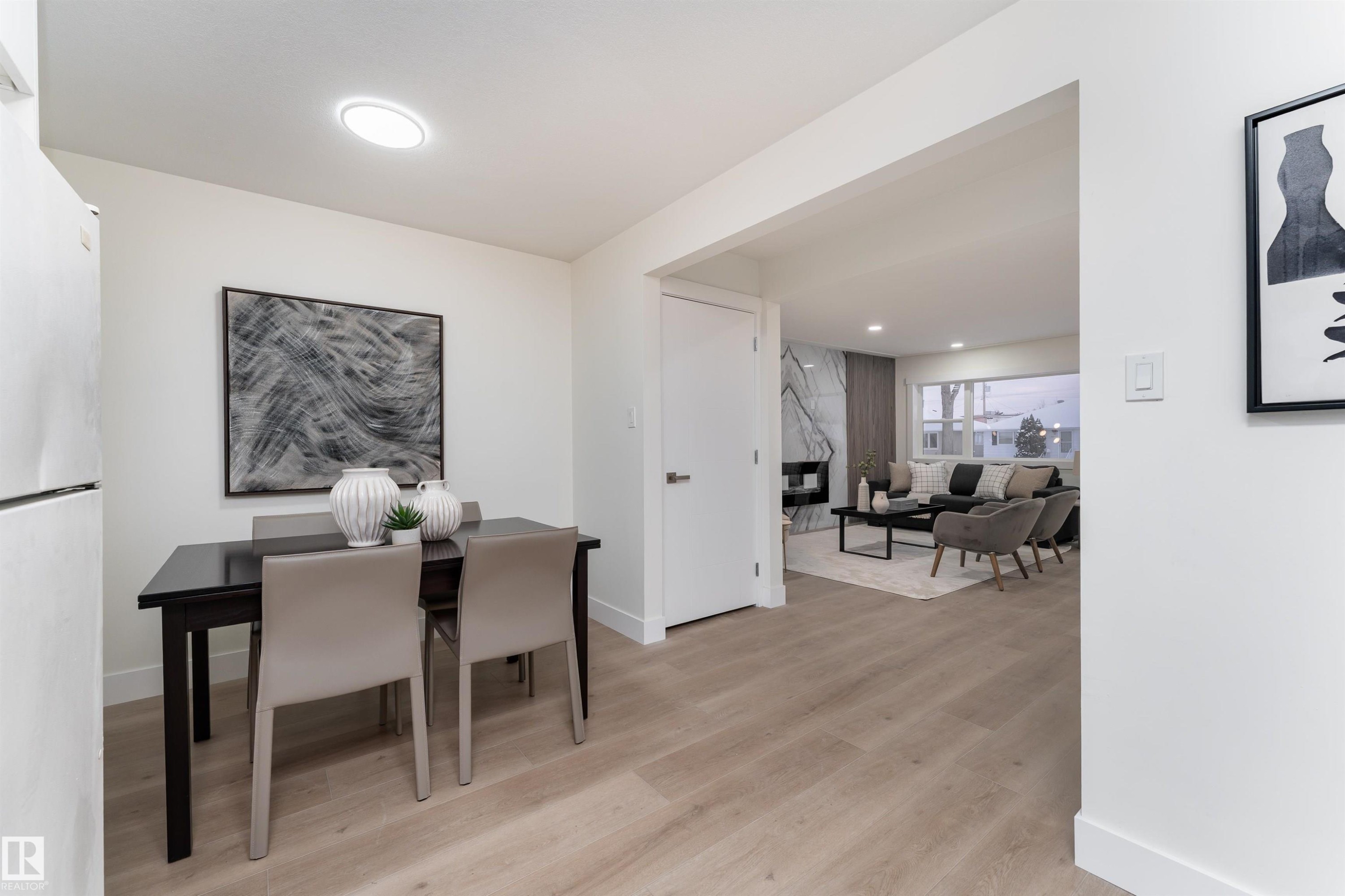 12220 51 Street, Edmonton, AB - Indoor Photo Showing Other Room