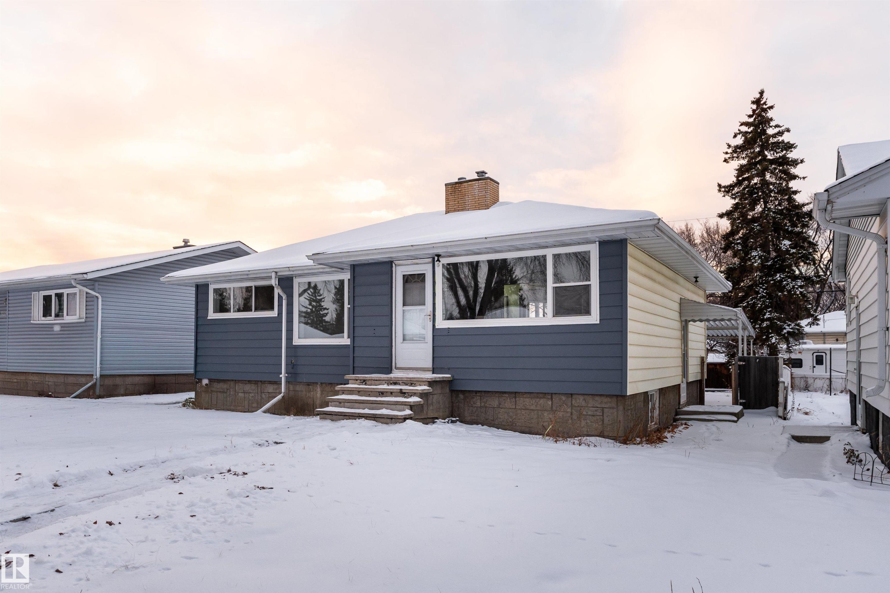 12220 51 Street, Edmonton, AB - Outdoor