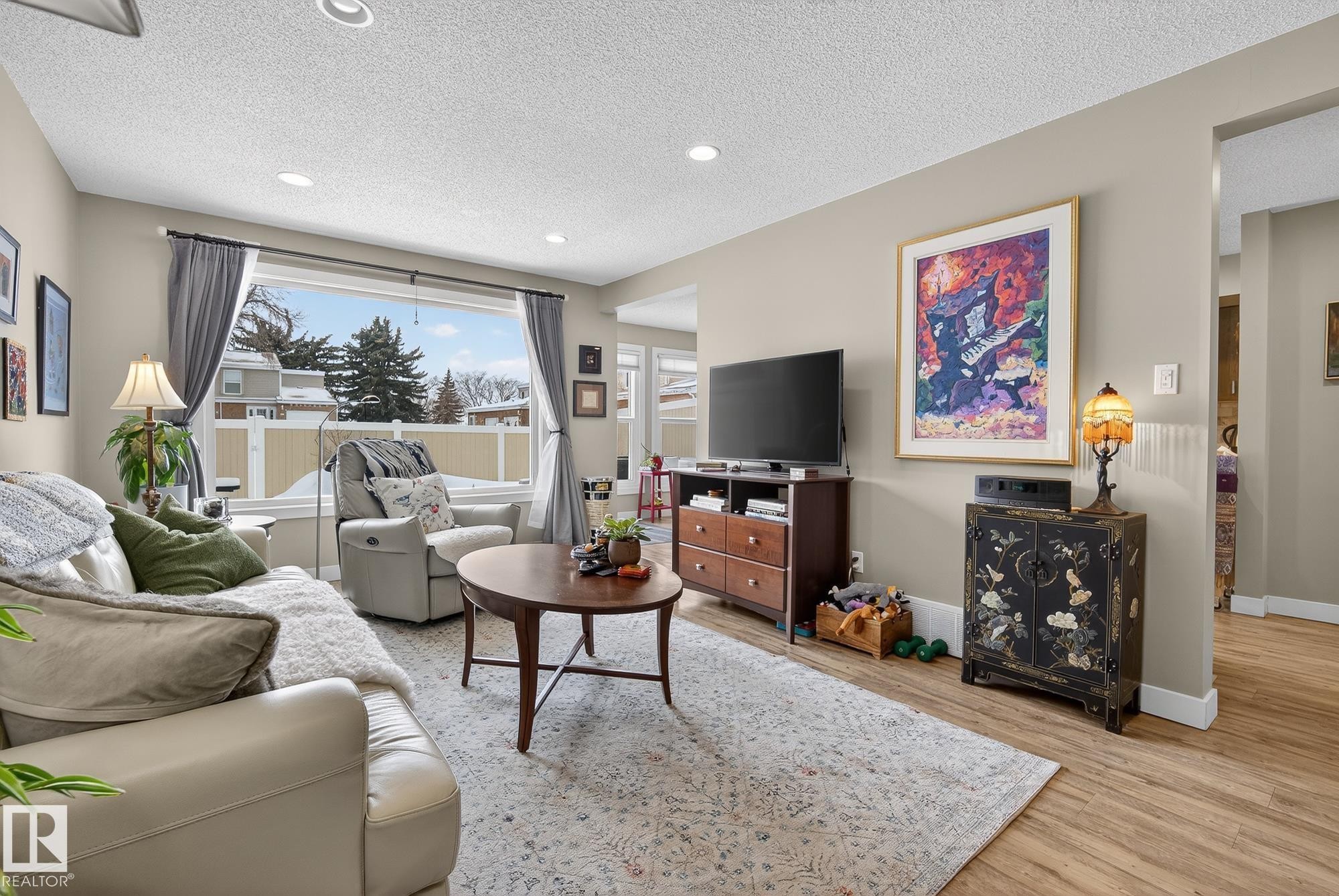 79 Grandview Ridge, St. Albert, AB - Indoor Photo Showing Living Room