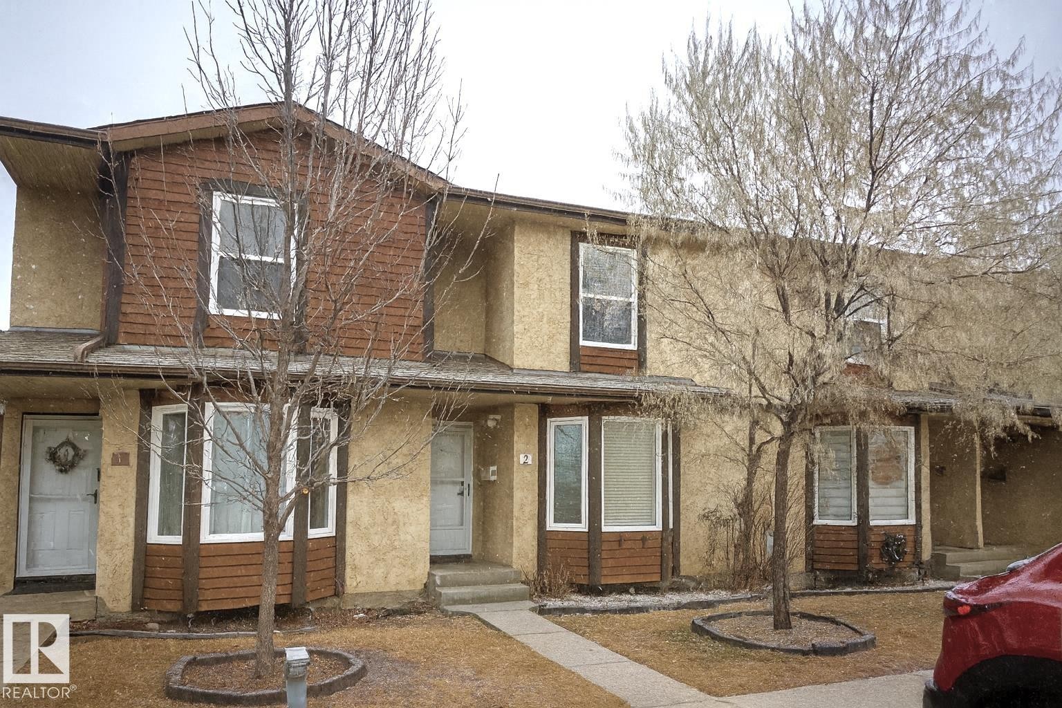 2 10205 158 Avenue, Edmonton, AB - Outdoor