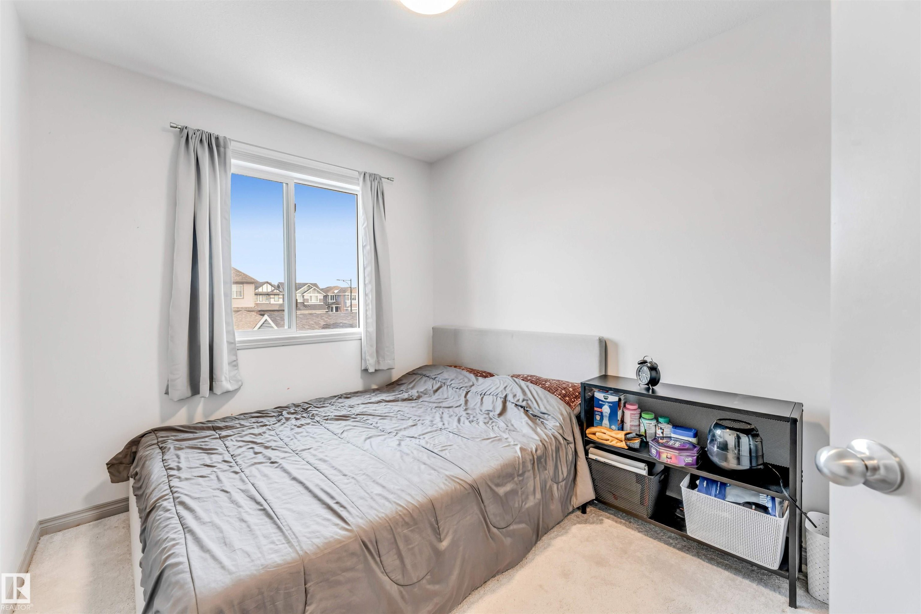1217 Watt Drive, Edmonton, AB - Indoor Photo Showing Bedroom