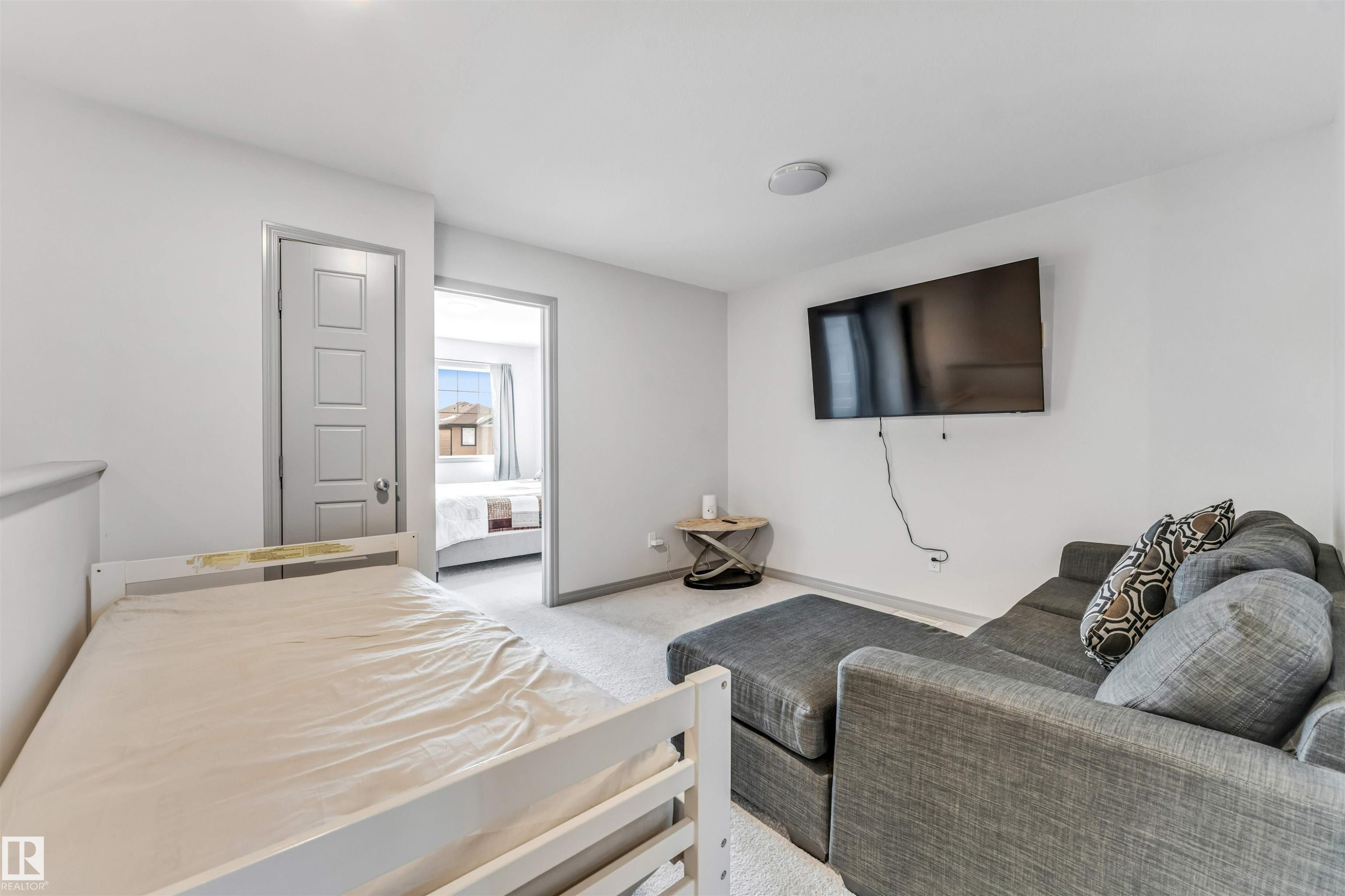 1217 Watt Drive, Edmonton, AB - Indoor