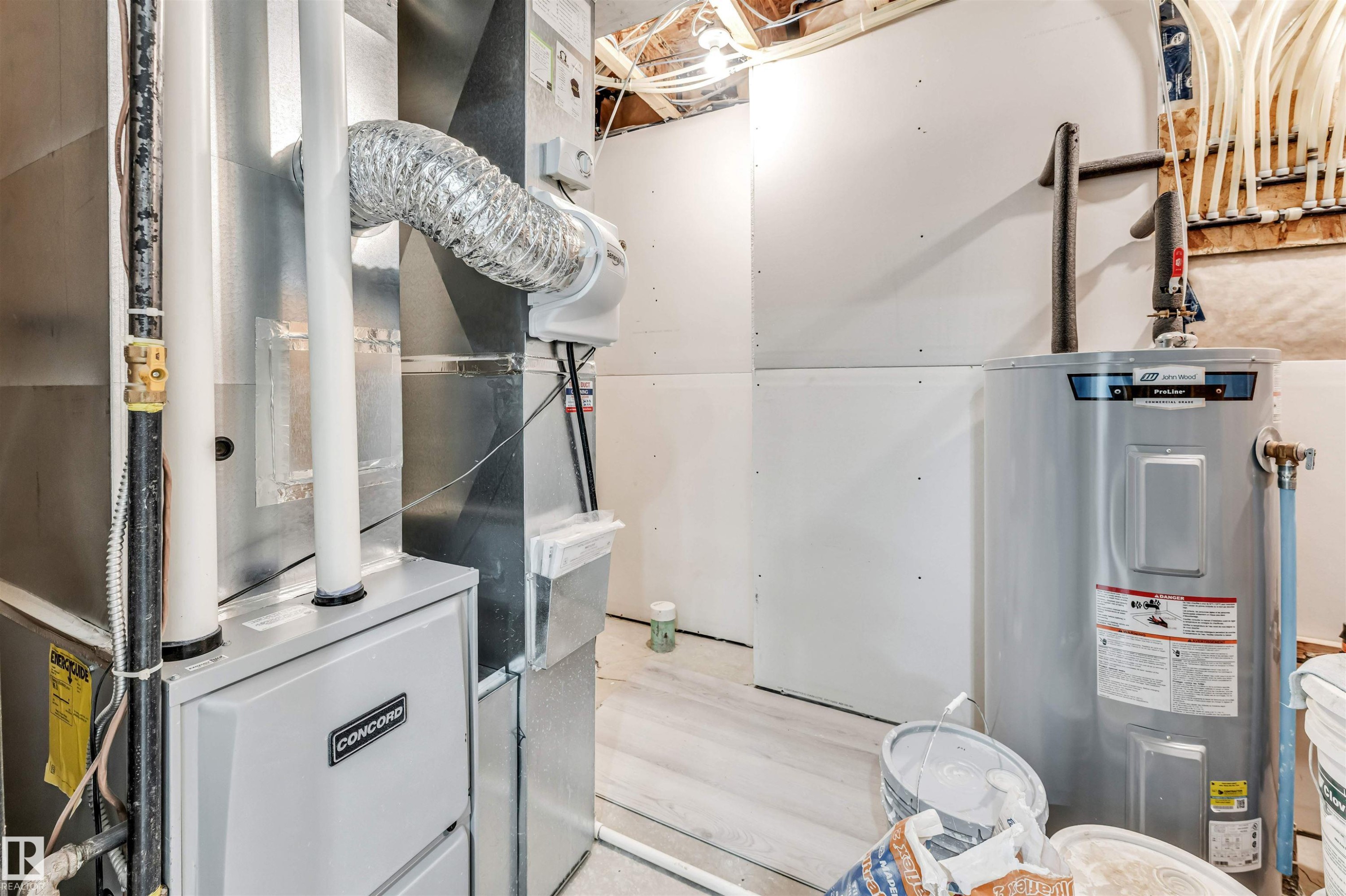 1217 Watt Drive, Edmonton, AB - Indoor Photo Showing Basement