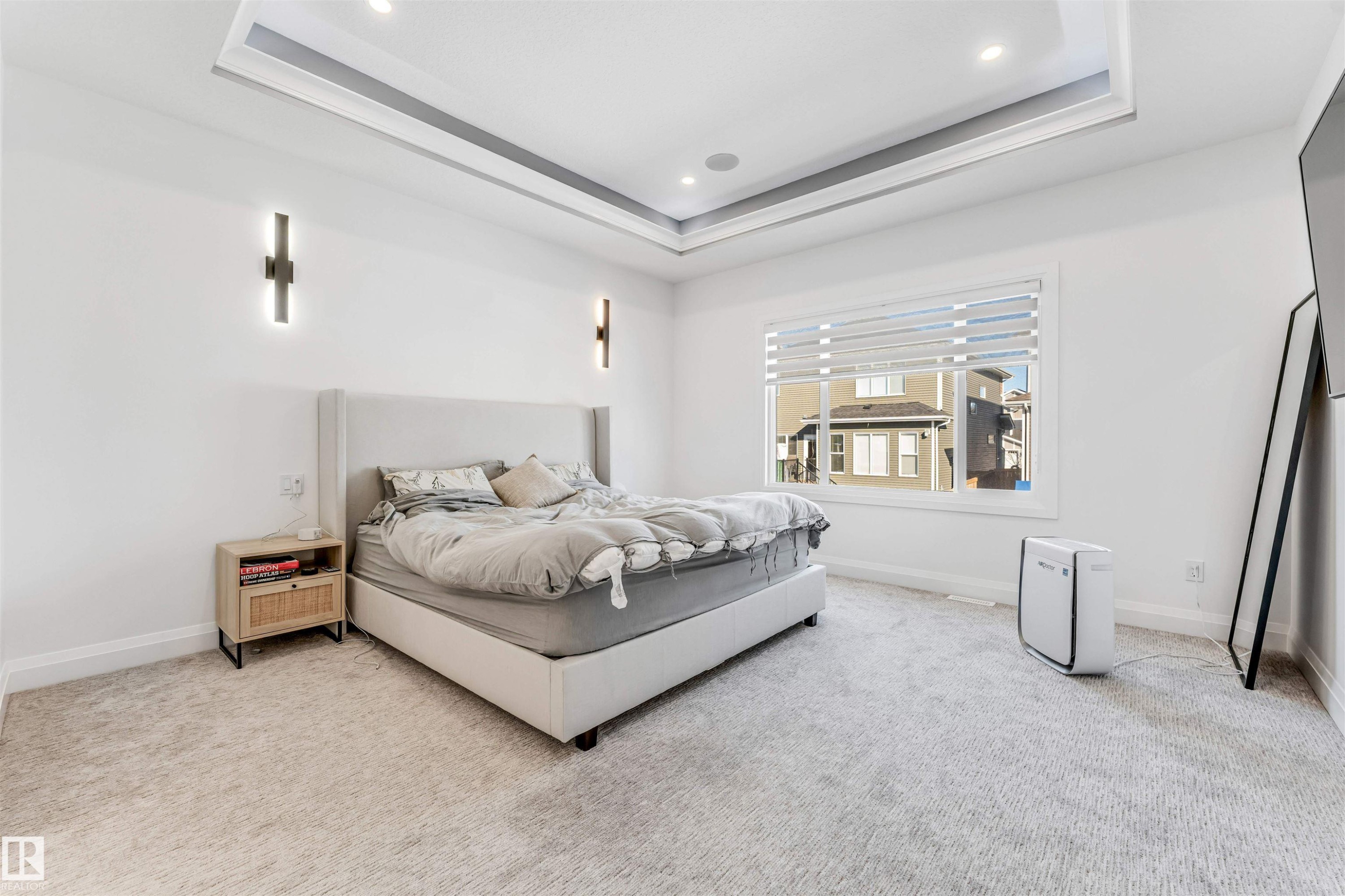 6464 Elston Loop, Edmonton, AB - Indoor Photo Showing Bedroom