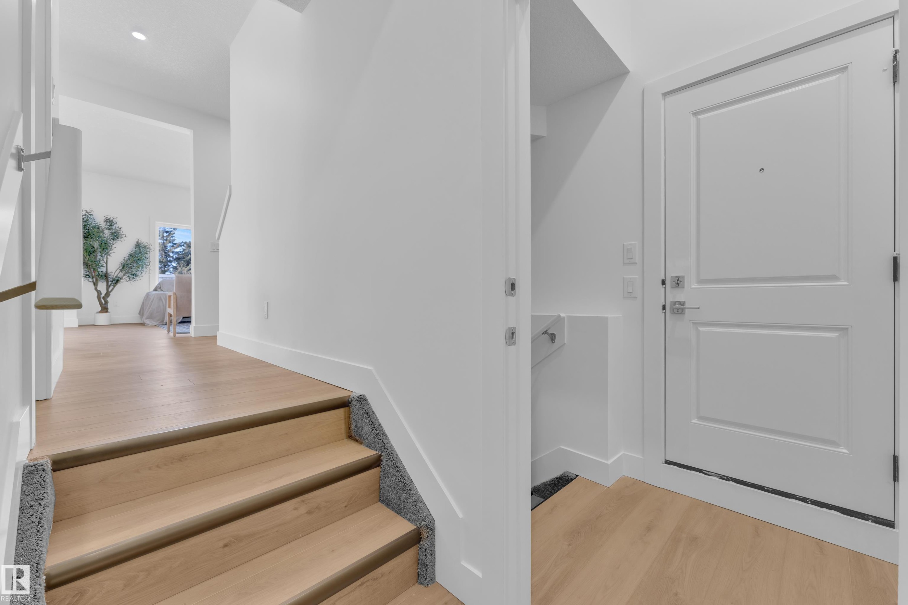 235 Linden Loop, Leduc, AB - Indoor Photo Showing Other Room