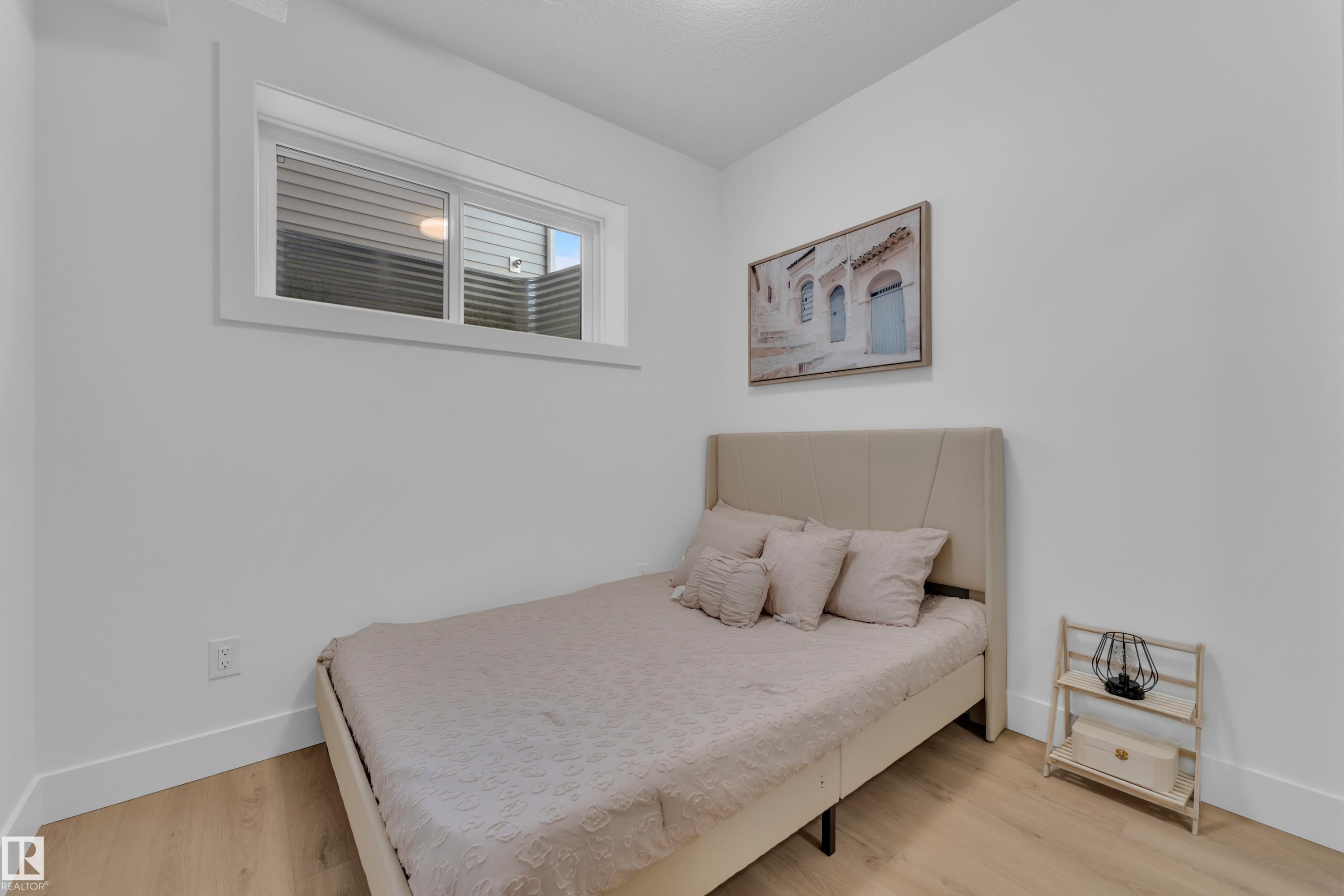 235 Linden Loop, Leduc, AB - Indoor Photo Showing Bedroom