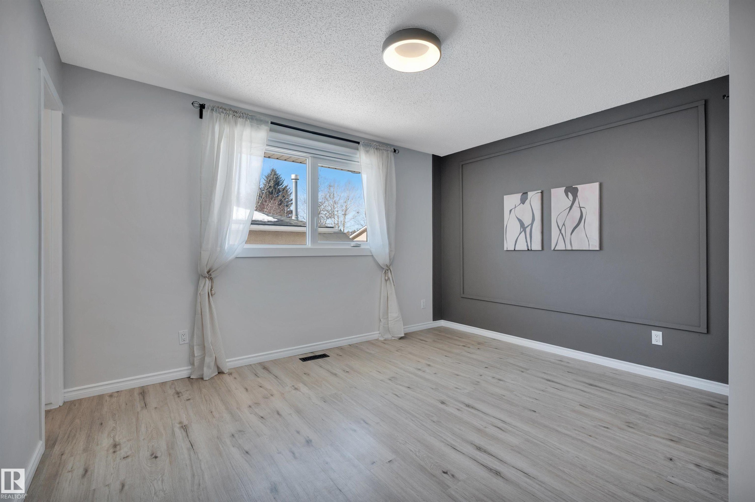 5 Larose Drive, St. Albert, AB - Indoor Photo Showing Other Room