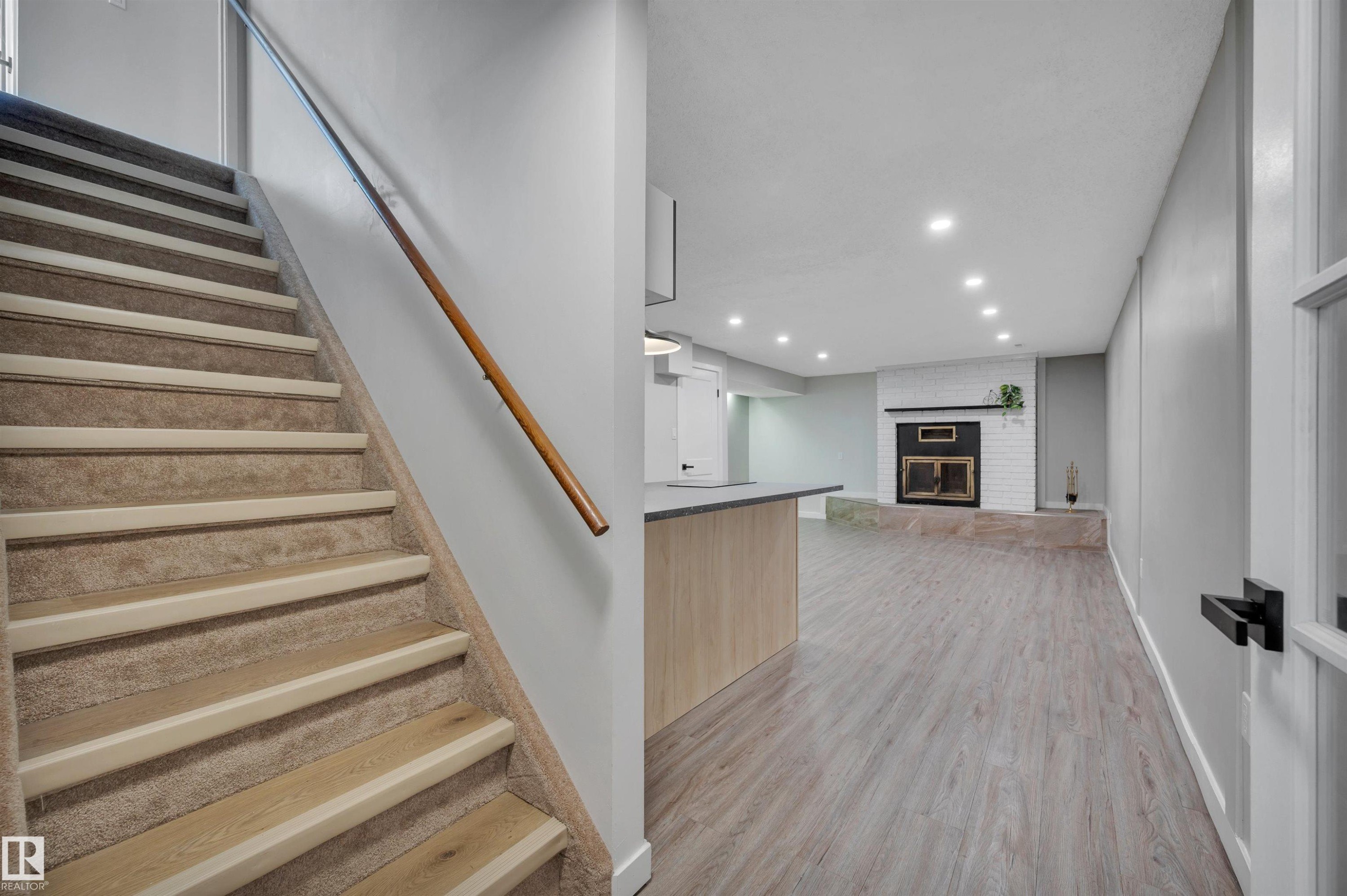 5 Larose Drive, St. Albert, AB - Indoor Photo Showing Other Room