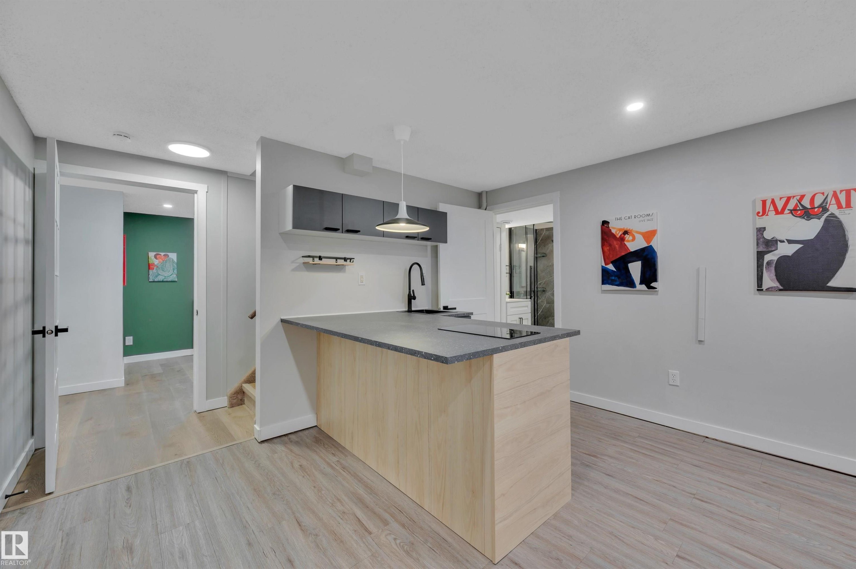 5 Larose Drive, St. Albert, AB - Indoor Photo Showing Other Room