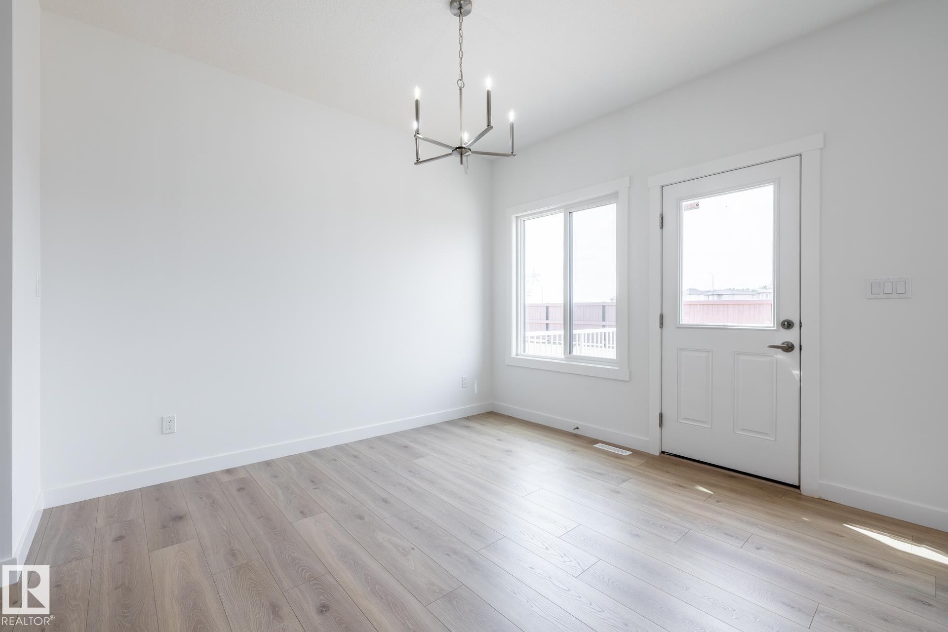 3036 197 Street Nw, Edmonton, AB - Indoor Photo Showing Other Room