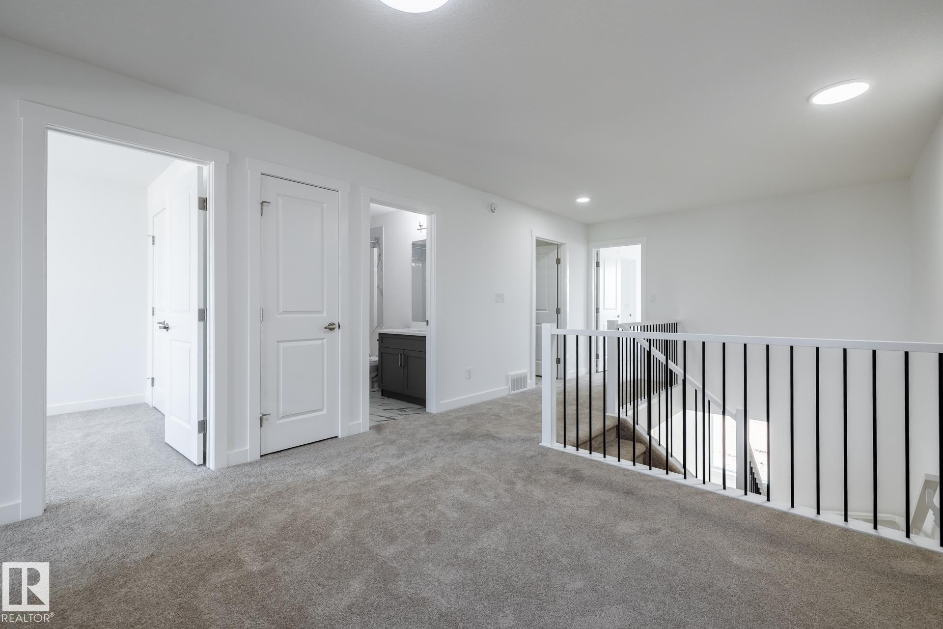 3036 197 Street Nw, Edmonton, AB - Indoor Photo Showing Other Room