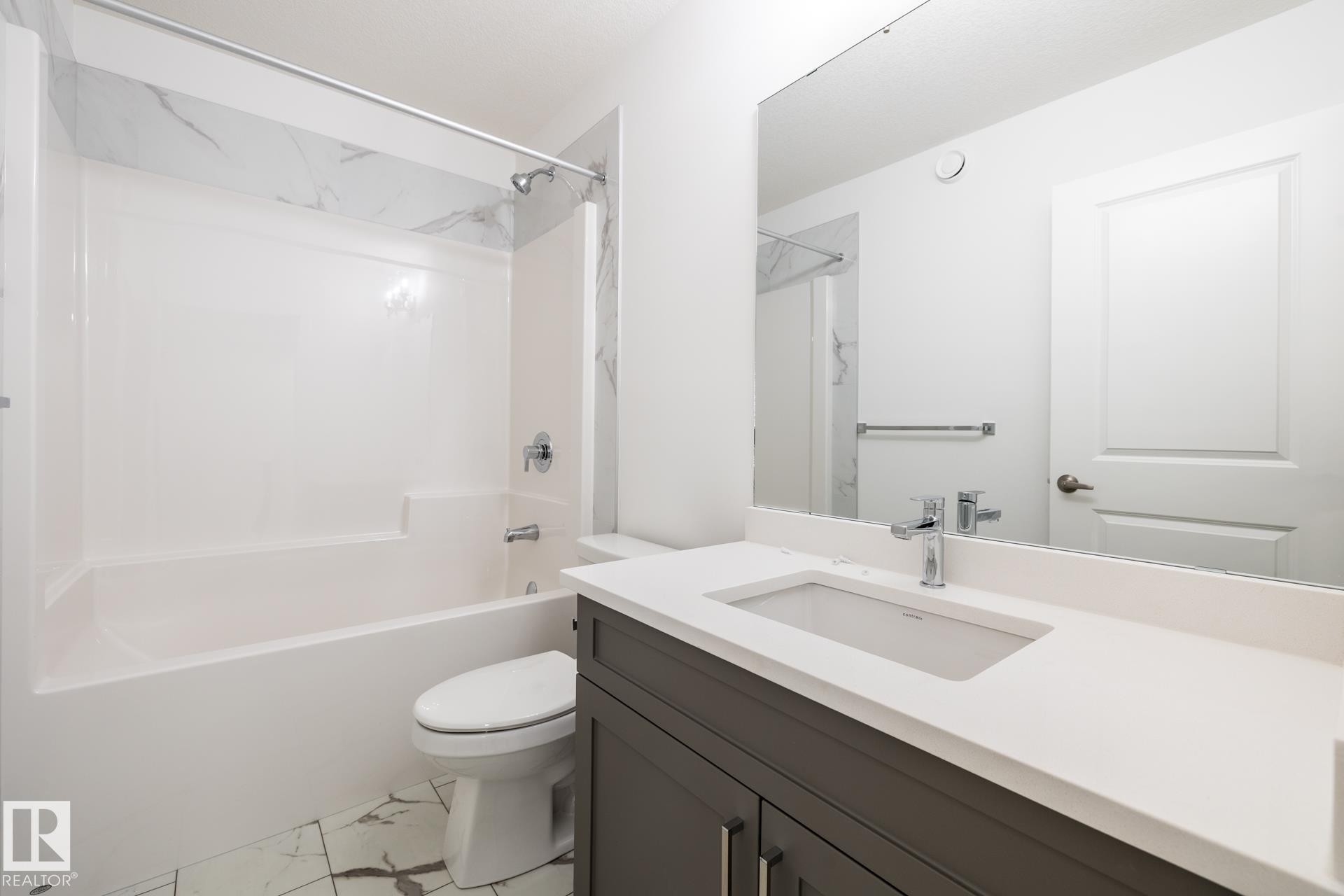 3036 197 Street Nw, Edmonton, AB - Indoor Photo Showing Bathroom