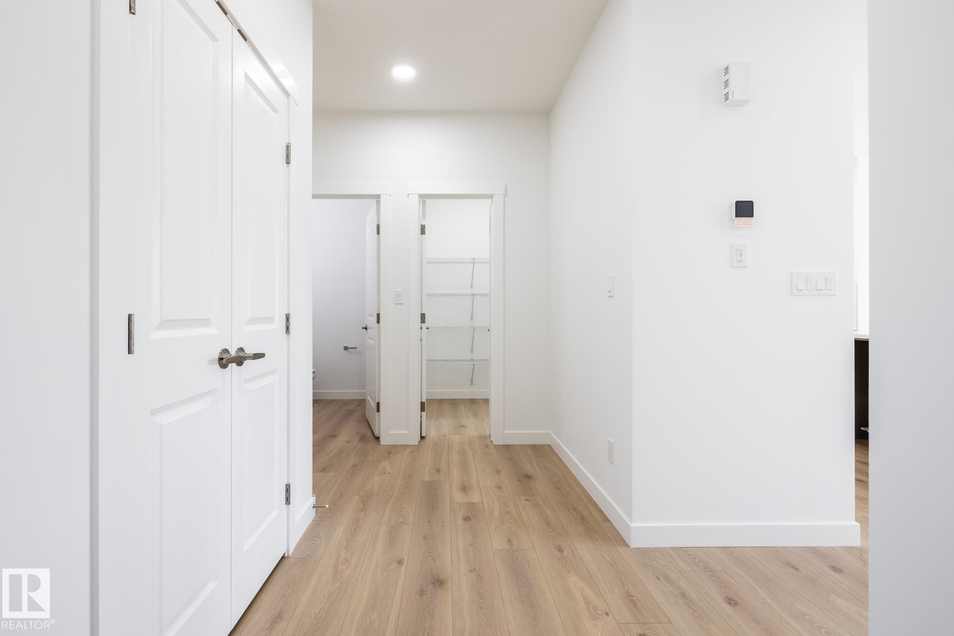 3036 197 Street Nw, Edmonton, AB - Indoor Photo Showing Other Room