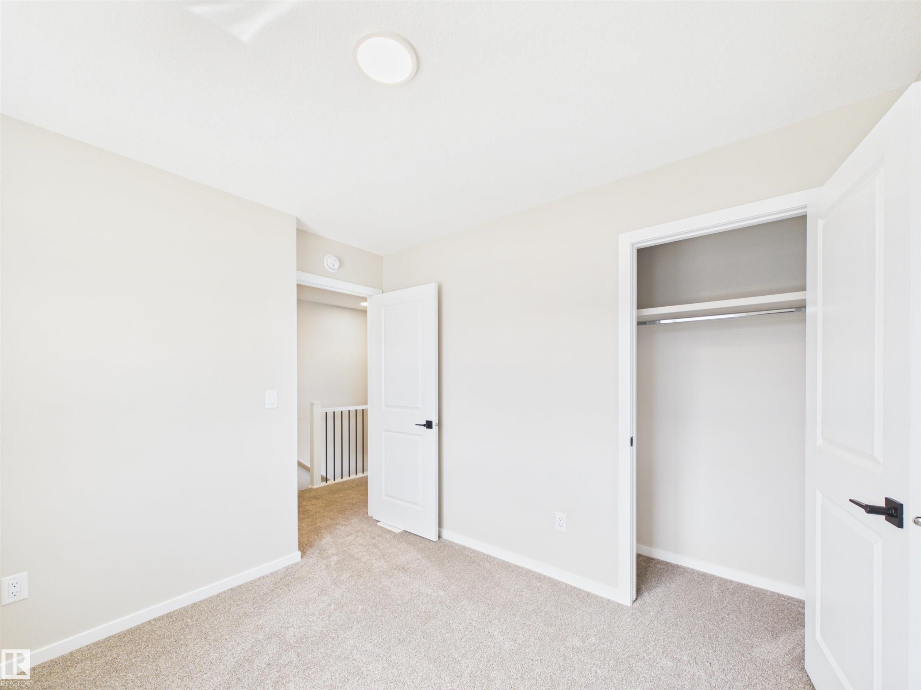 1100 Mcleod Avenue, Spruce Grove, AB - Indoor Photo Showing Other Room