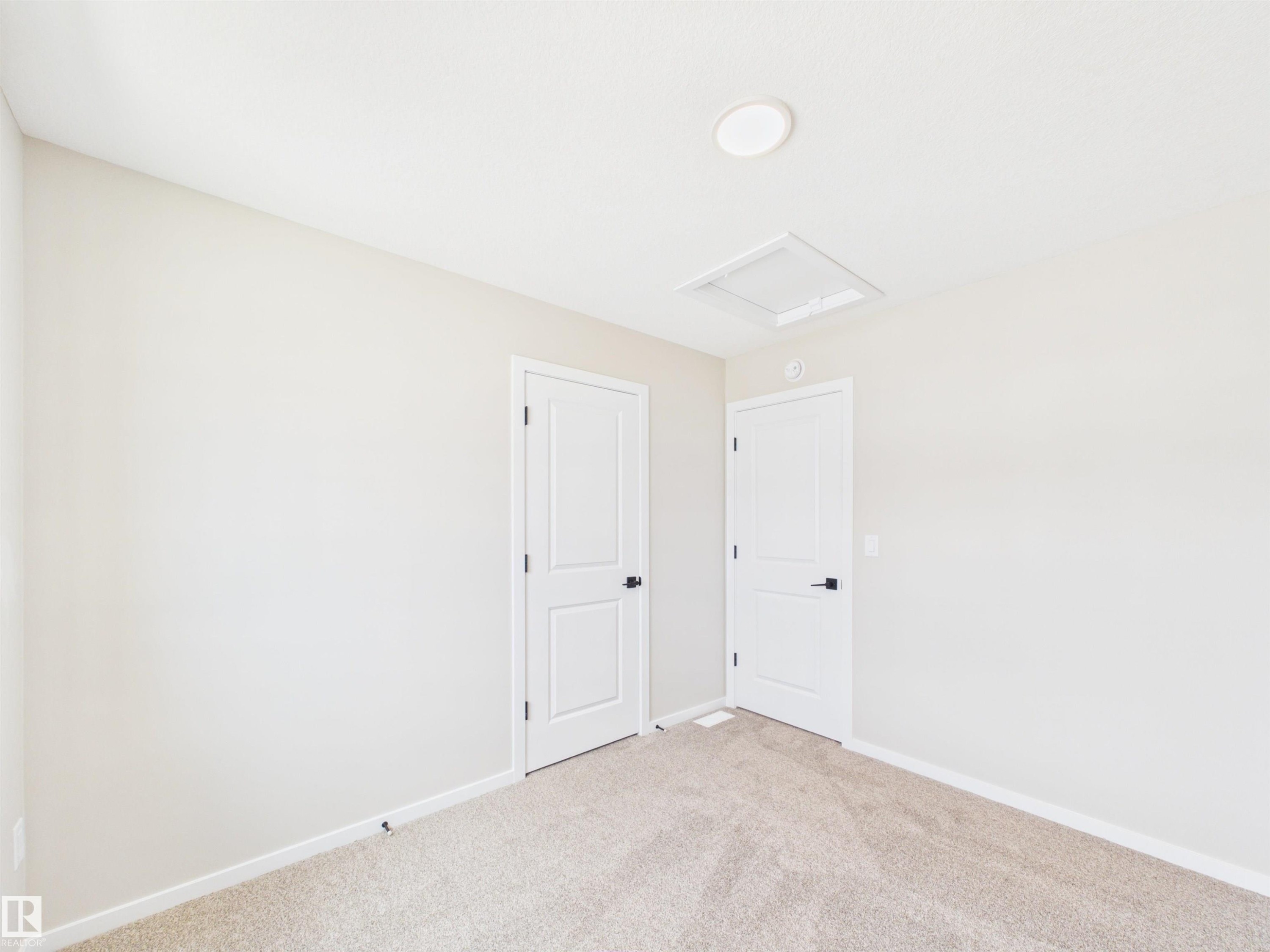 1100 Mcleod Avenue, Spruce Grove, AB - Indoor Photo Showing Other Room