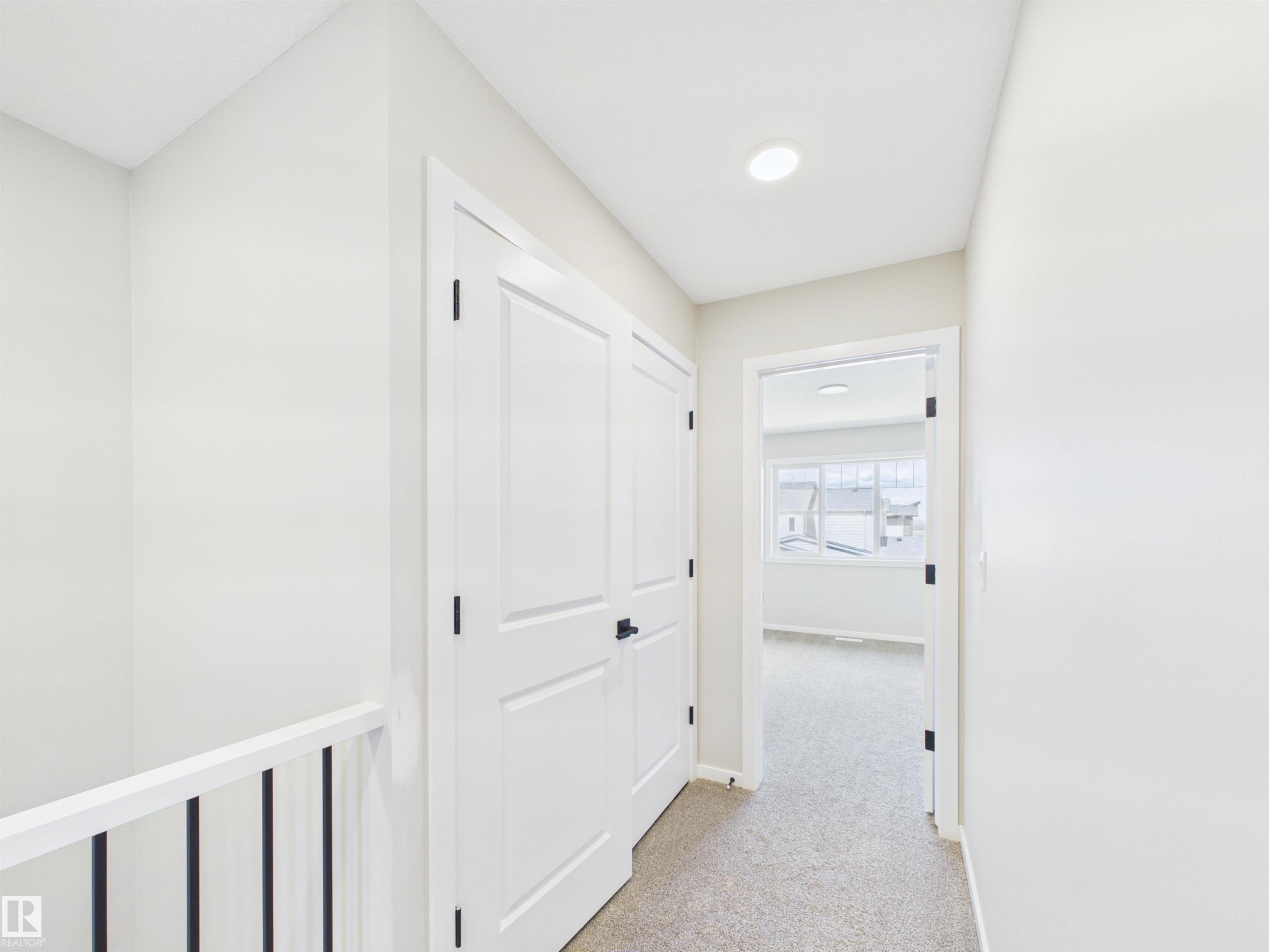 1100 Mcleod Avenue, Spruce Grove, AB - Indoor Photo Showing Other Room