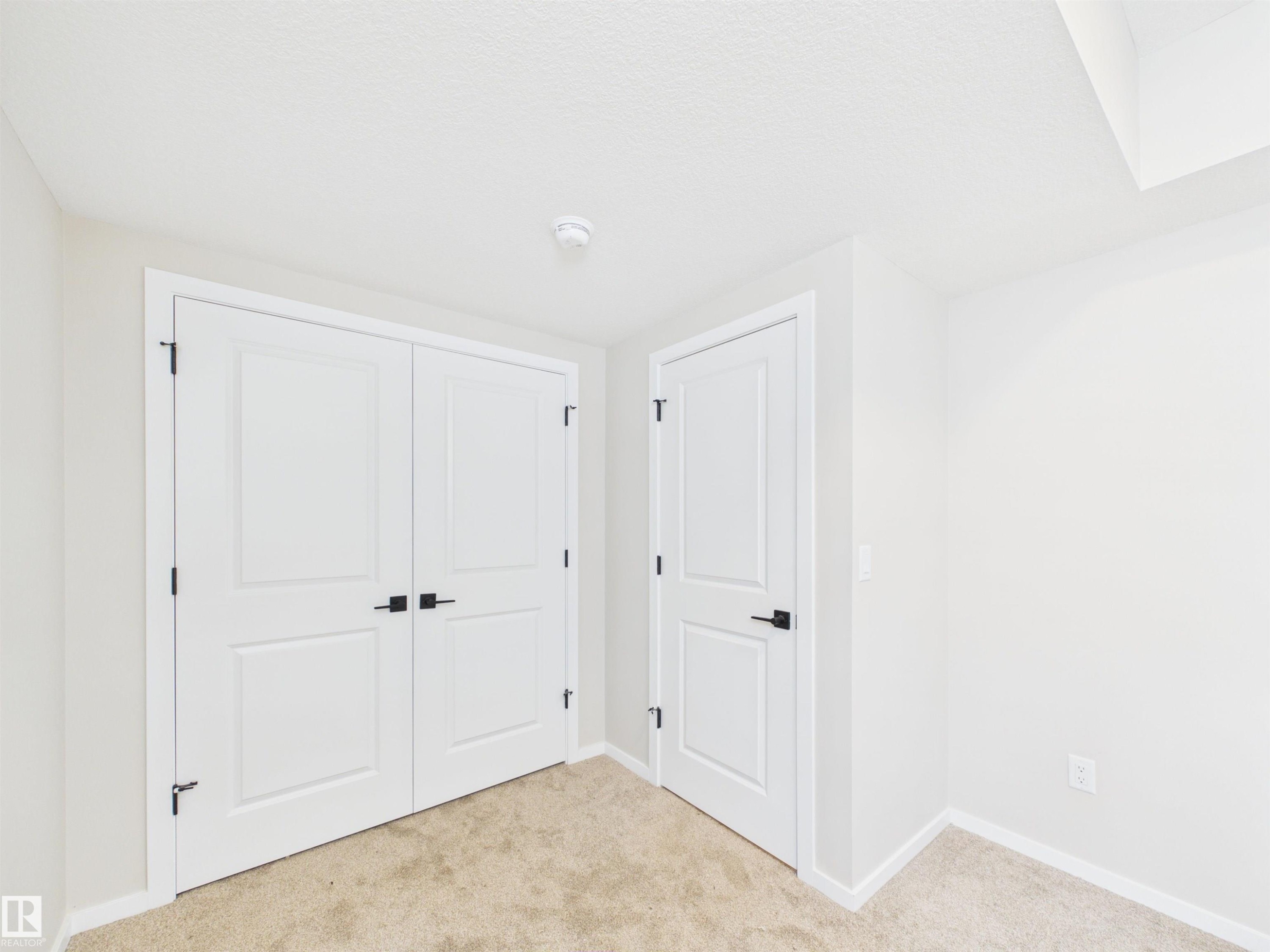 1100 Mcleod Avenue, Spruce Grove, AB - Indoor Photo Showing Other Room