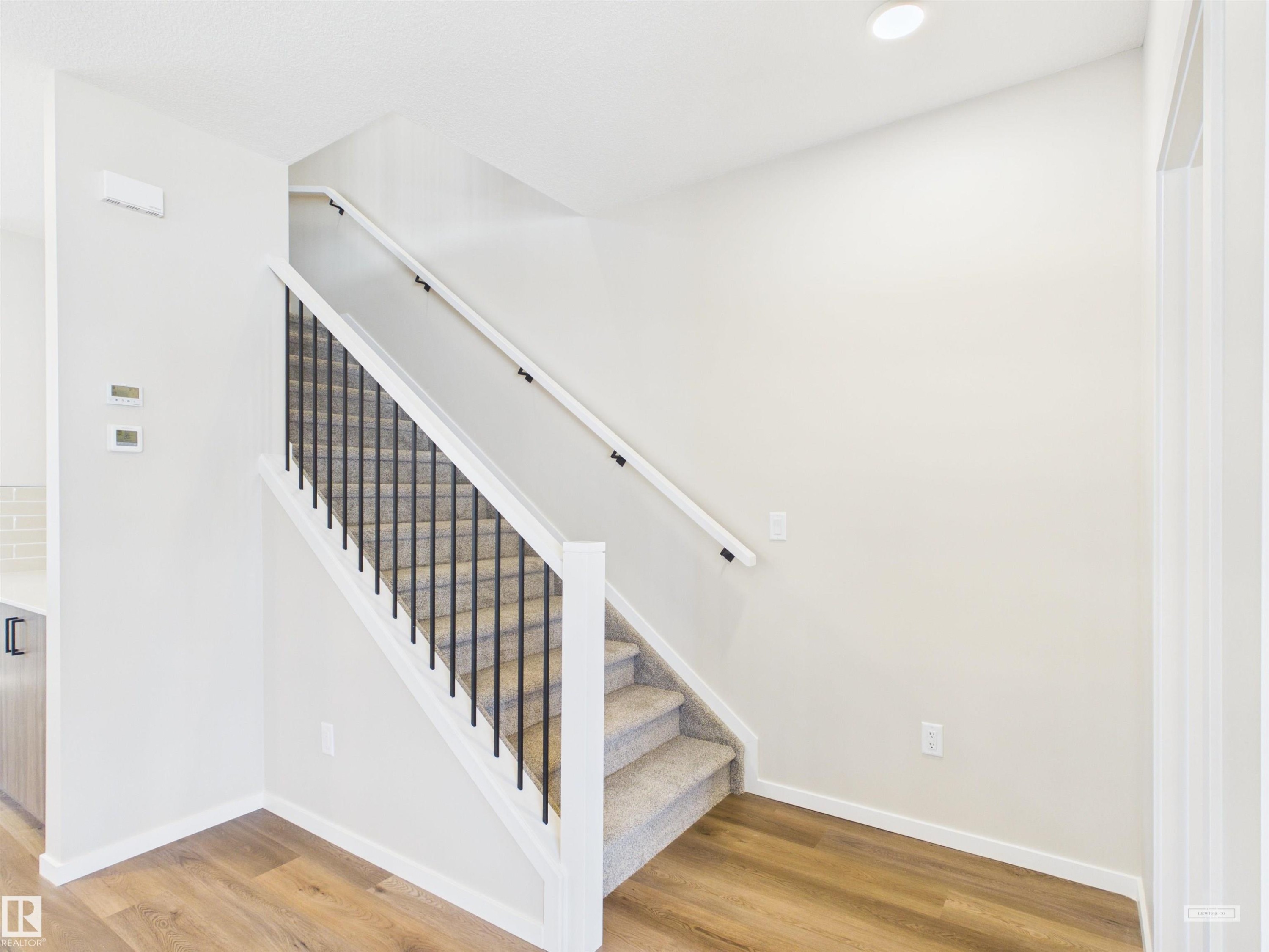 1100 Mcleod Avenue, Spruce Grove, AB - Indoor Photo Showing Other Room