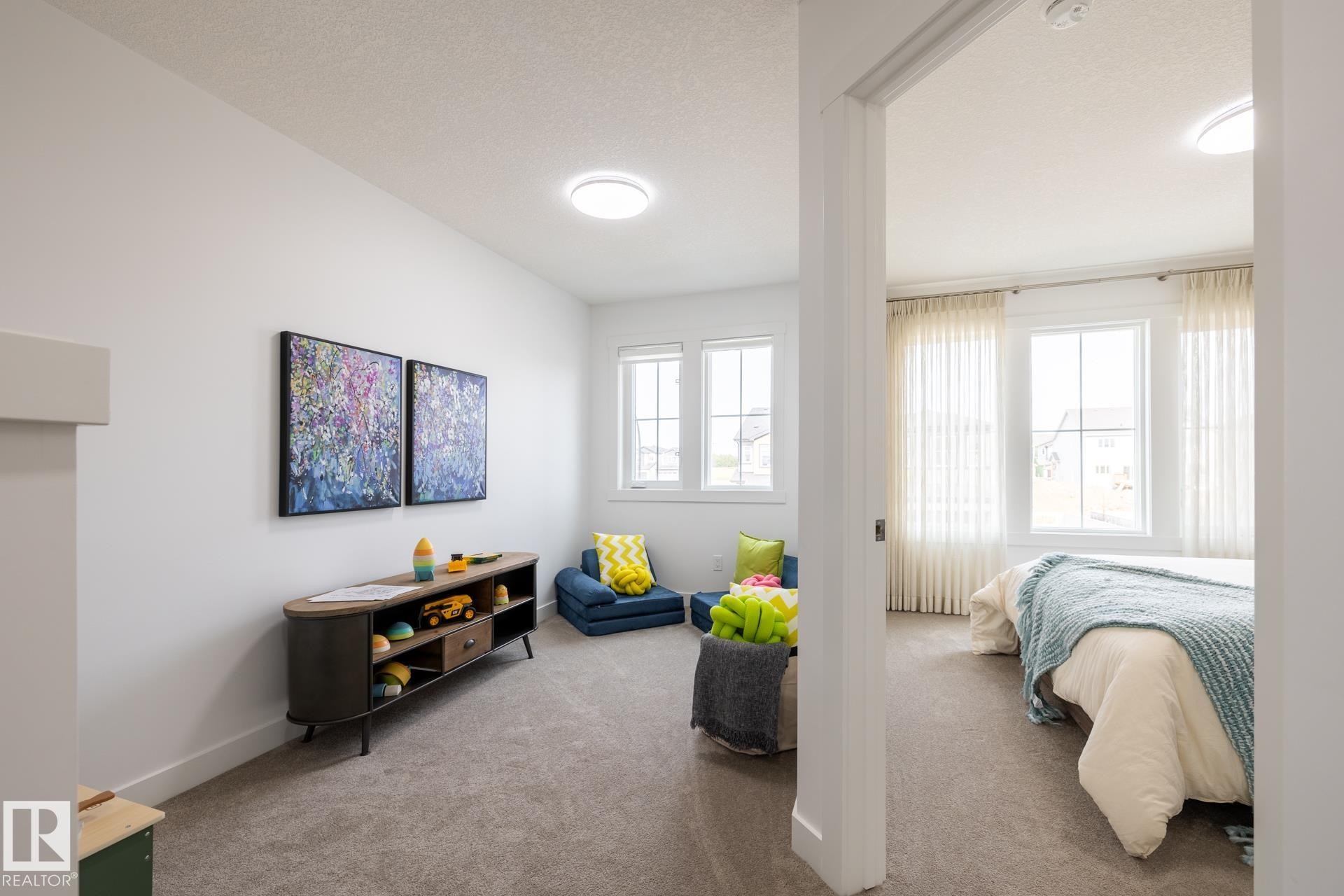 555 172 Avenue Ne, Edmonton, AB - Indoor Photo Showing Bedroom