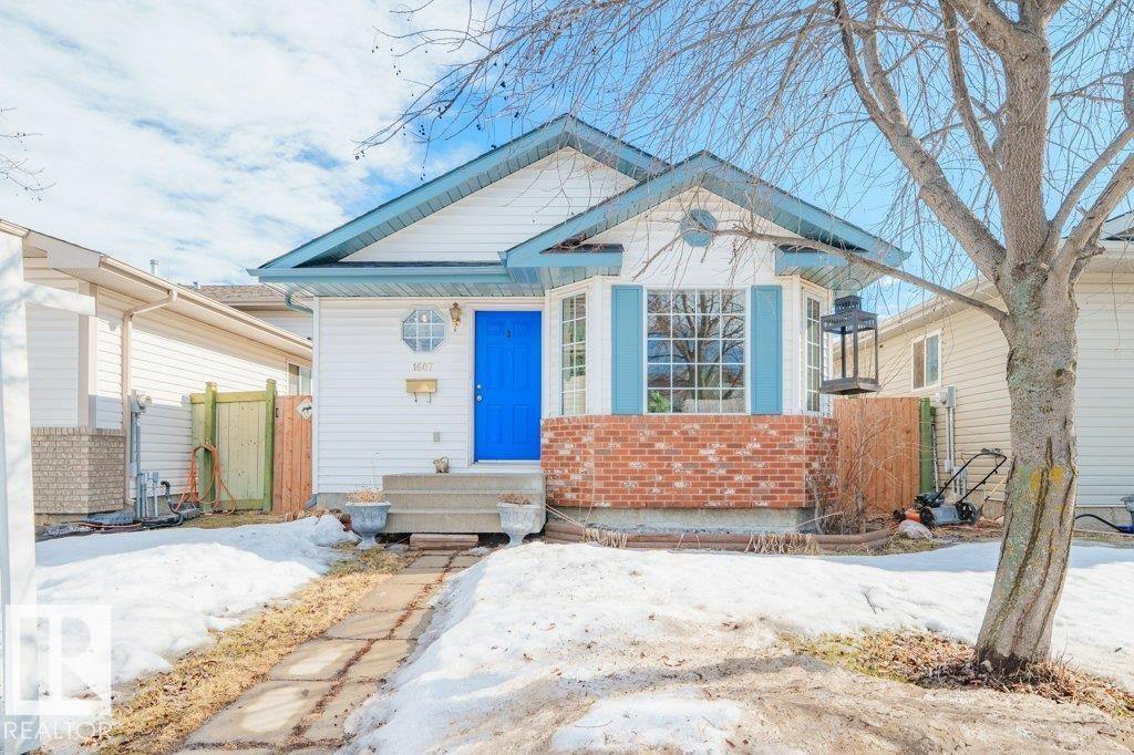 1607 80A Street, Edmonton, AB - Outdoor