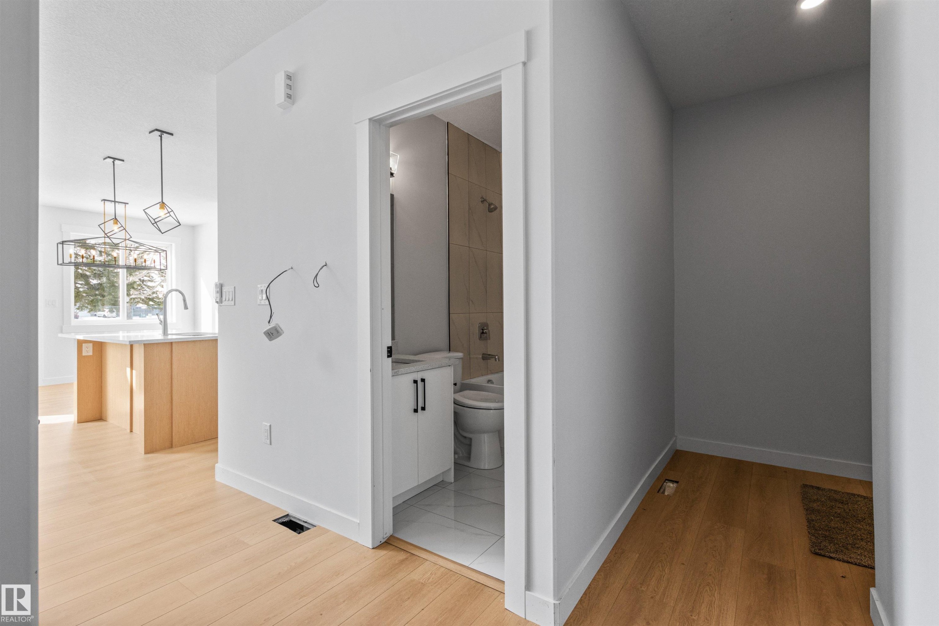 5133 53 Avenue, Calmar, AB - Indoor Photo Showing Other Room