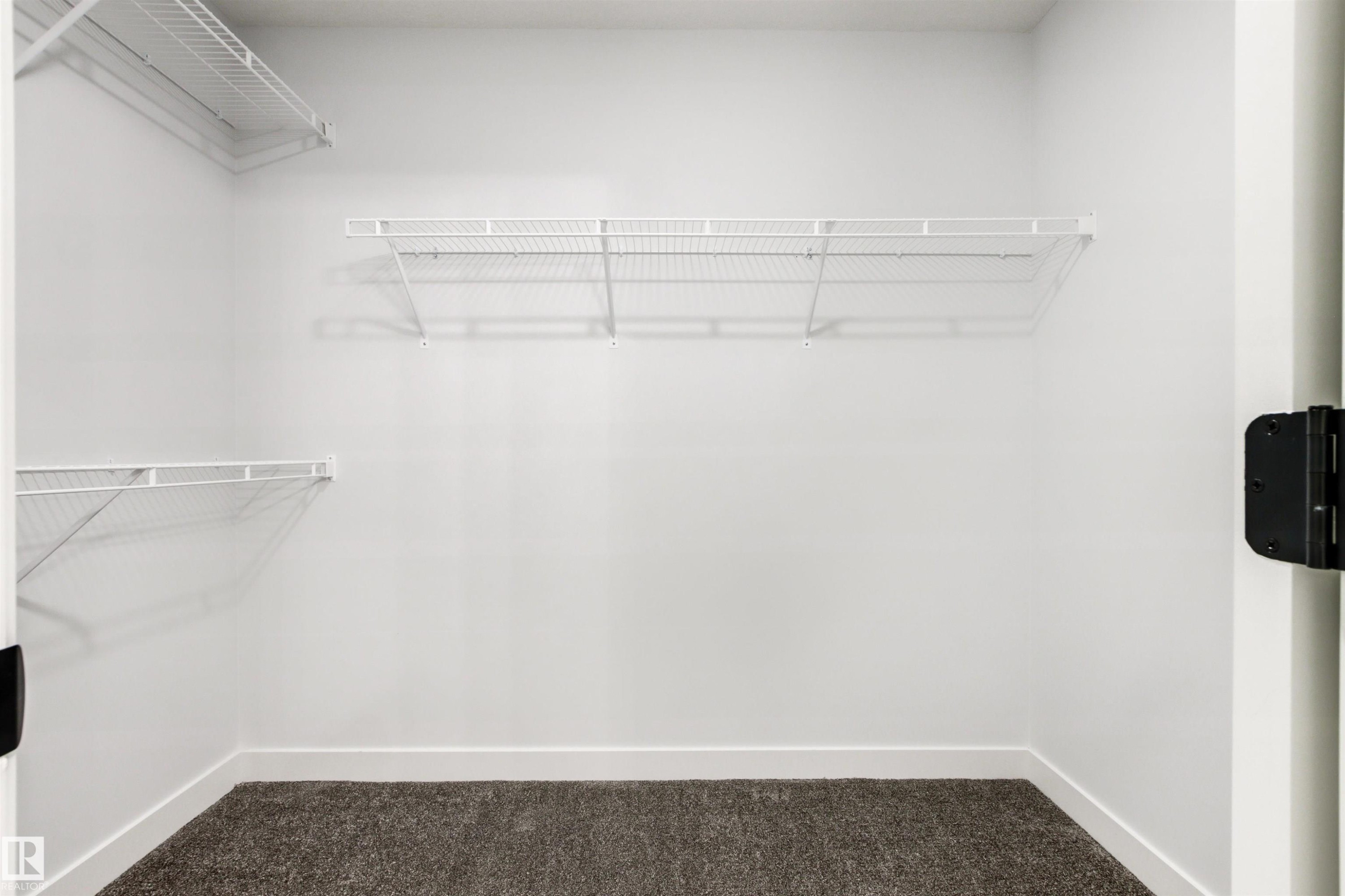 5133 53 Avenue, Calmar, AB - Indoor With Storage