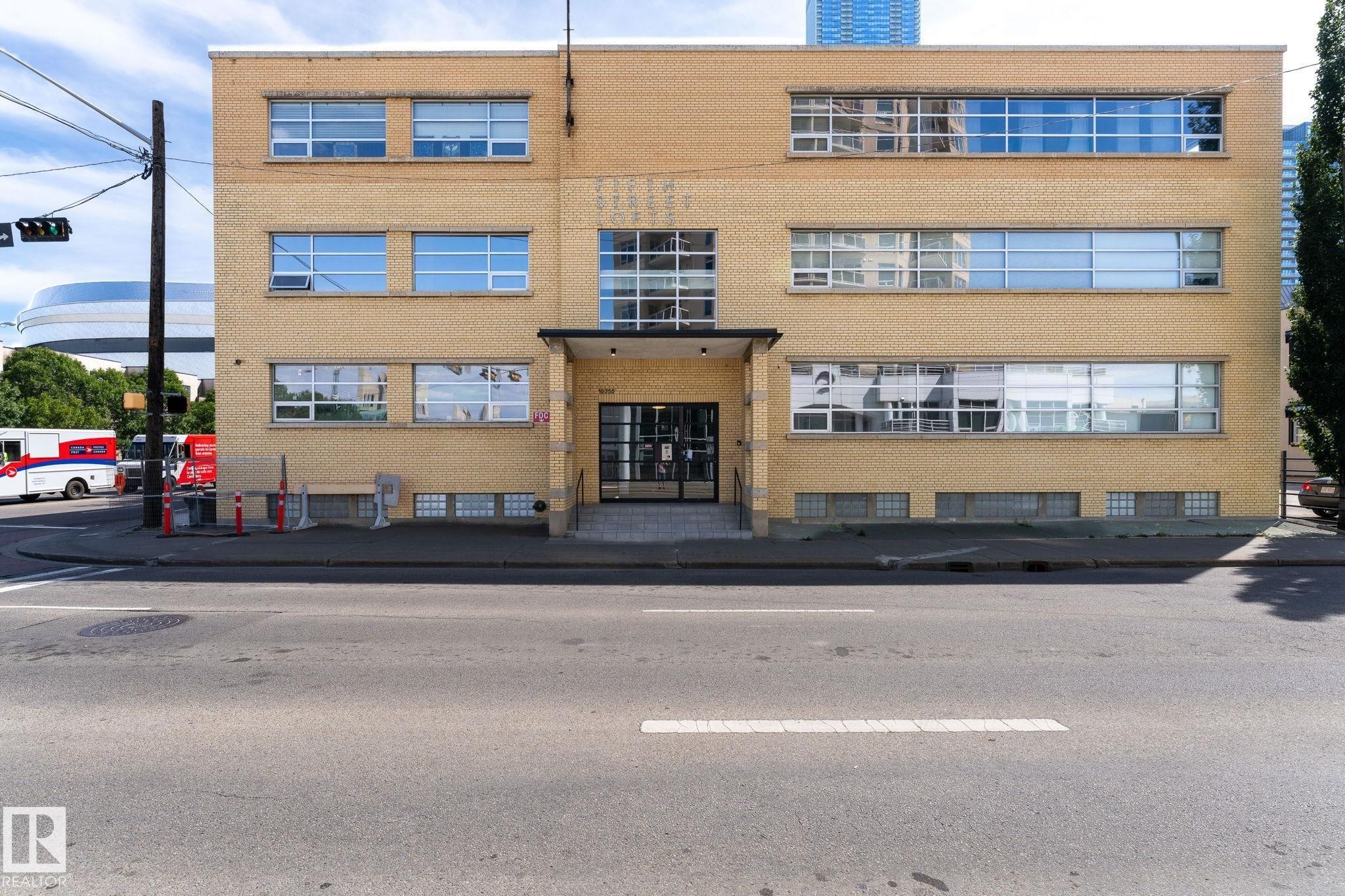 #201 10355 105 St Nw, Edmonton, AB - Outdoor