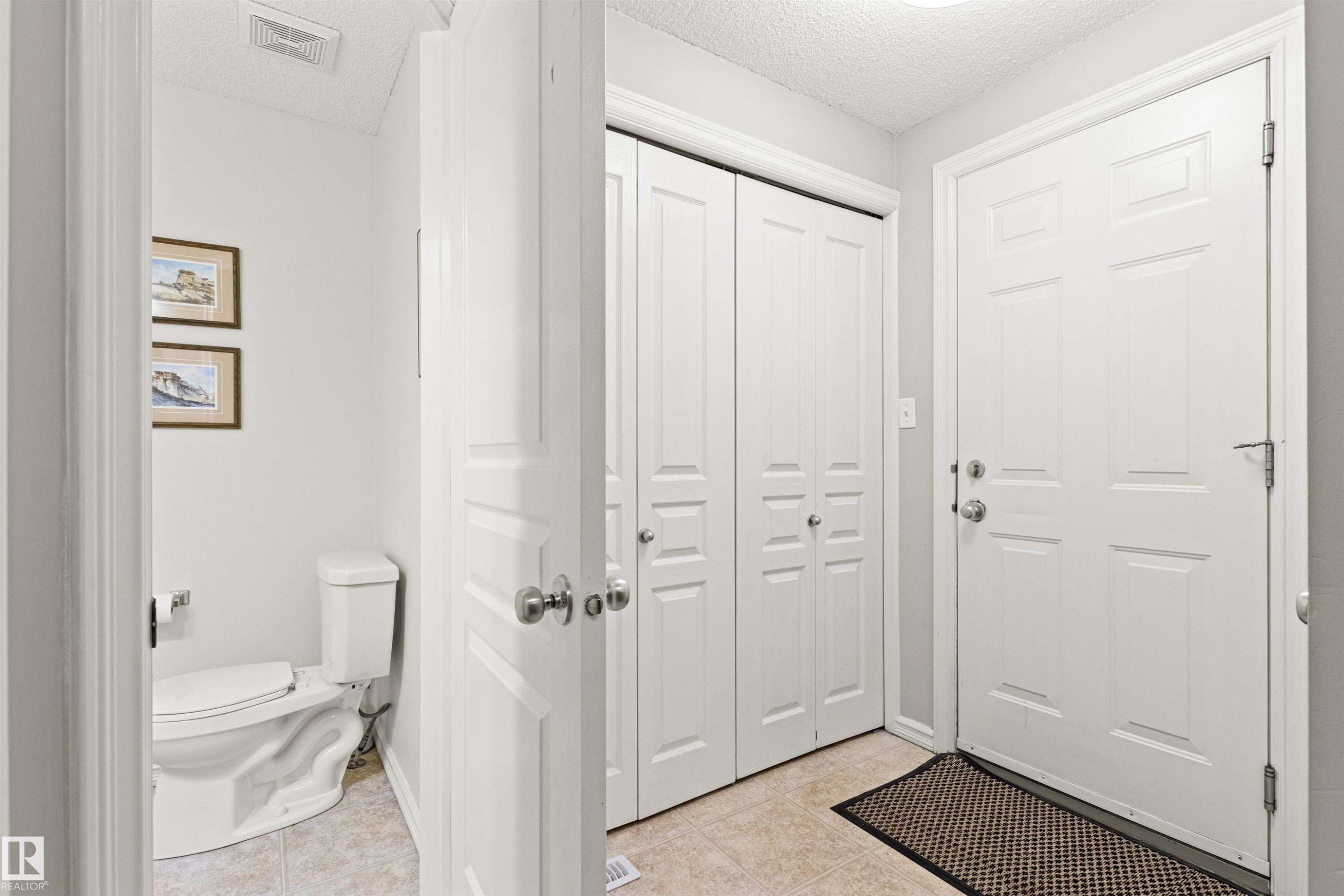 1849 Holman Crescent, Edmonton, AB - Indoor Photo Showing Bathroom