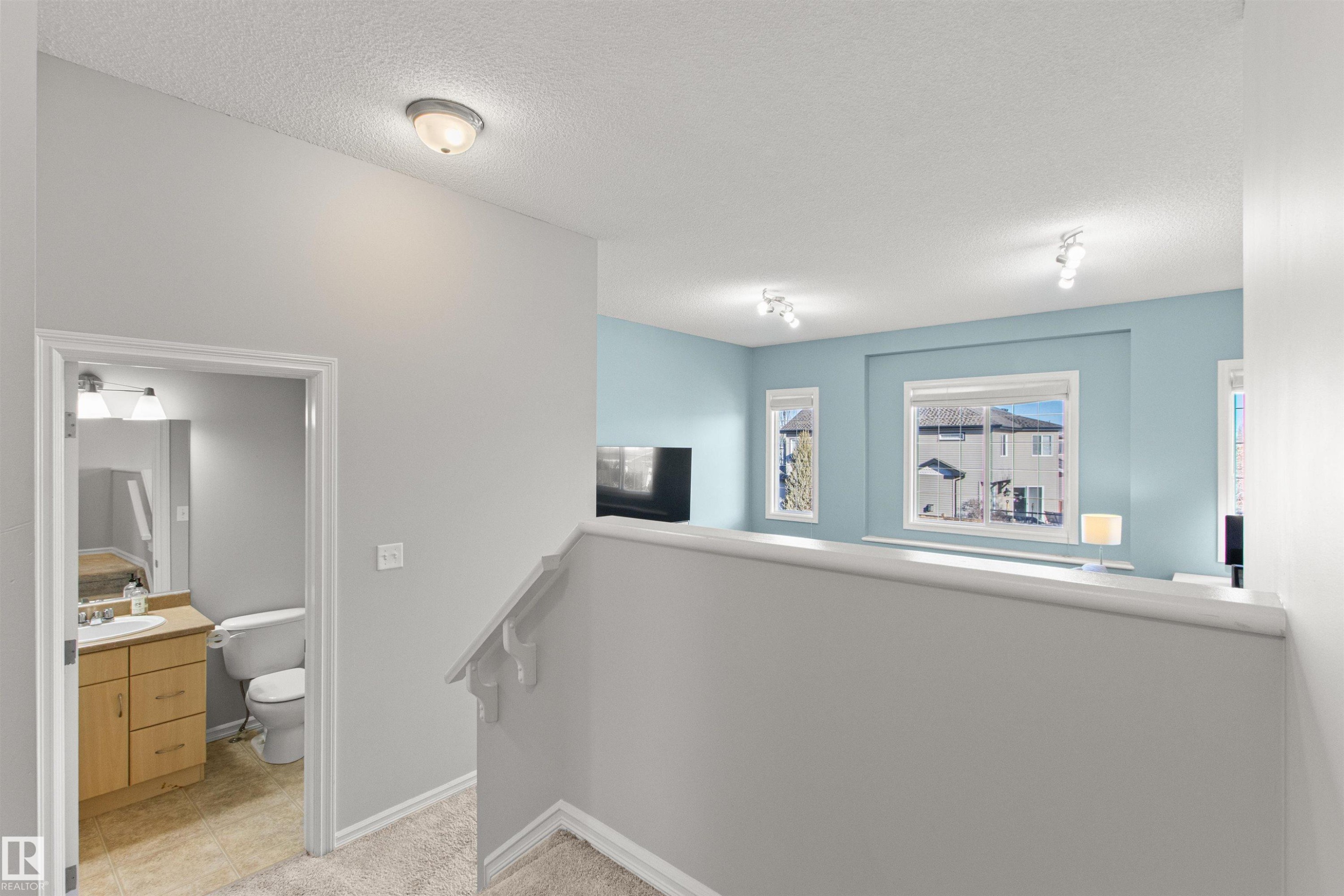 1849 Holman Crescent, Edmonton, AB - Indoor