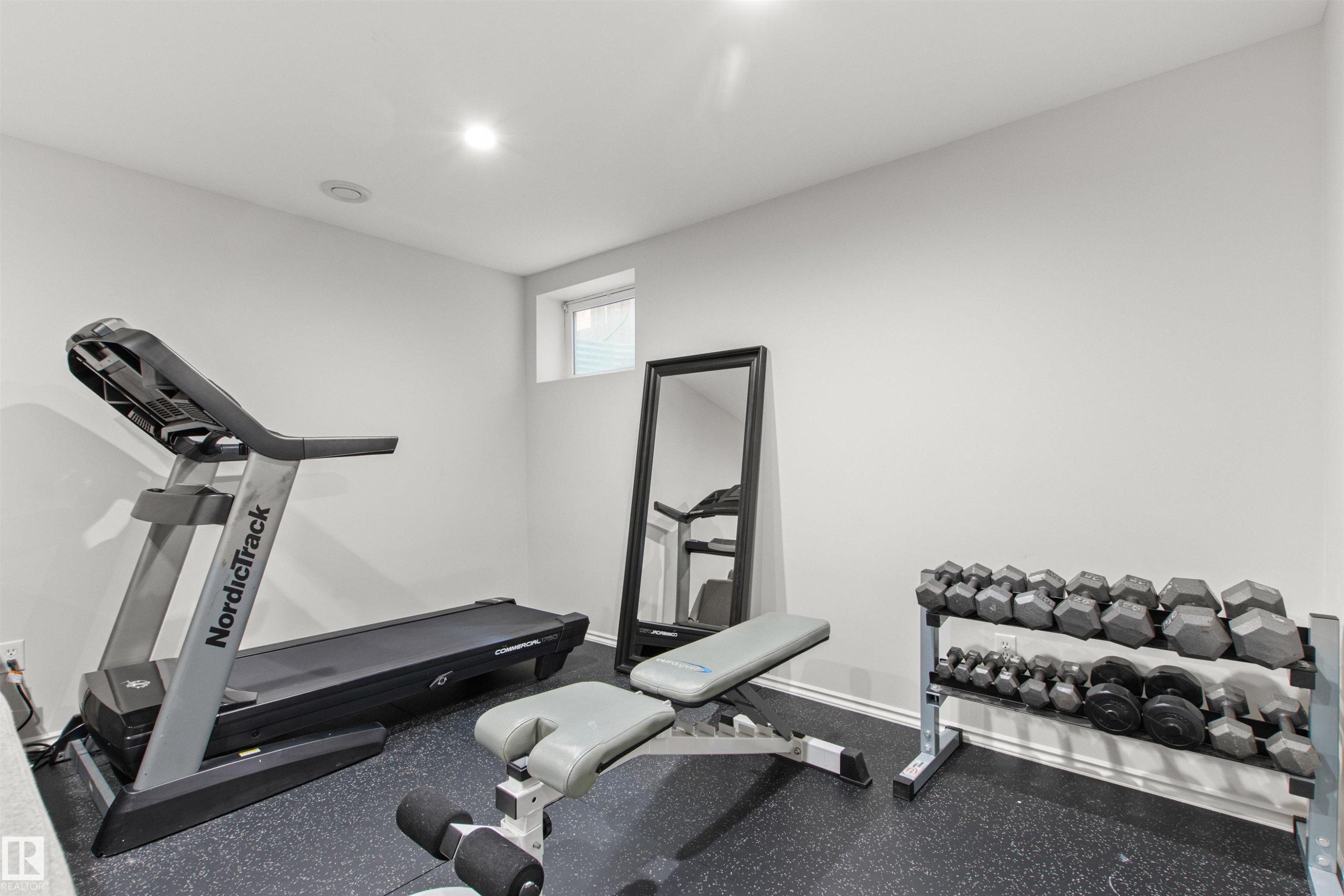 1849 Holman Crescent, Edmonton, AB - Indoor Photo Showing Gym Room