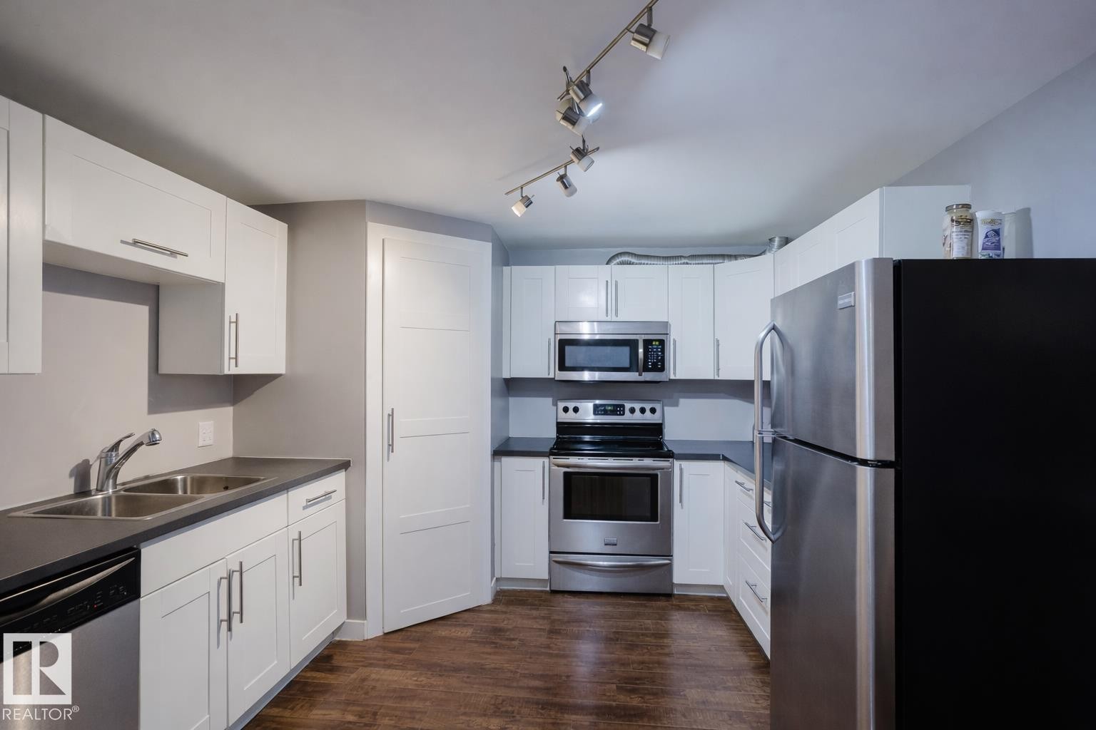 6707 149A Avenue, Edmonton, AB