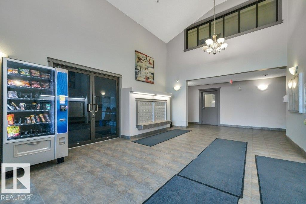 314 111 Edwards Drive, Edmonton, AB - Indoor Photo Showing Other Room