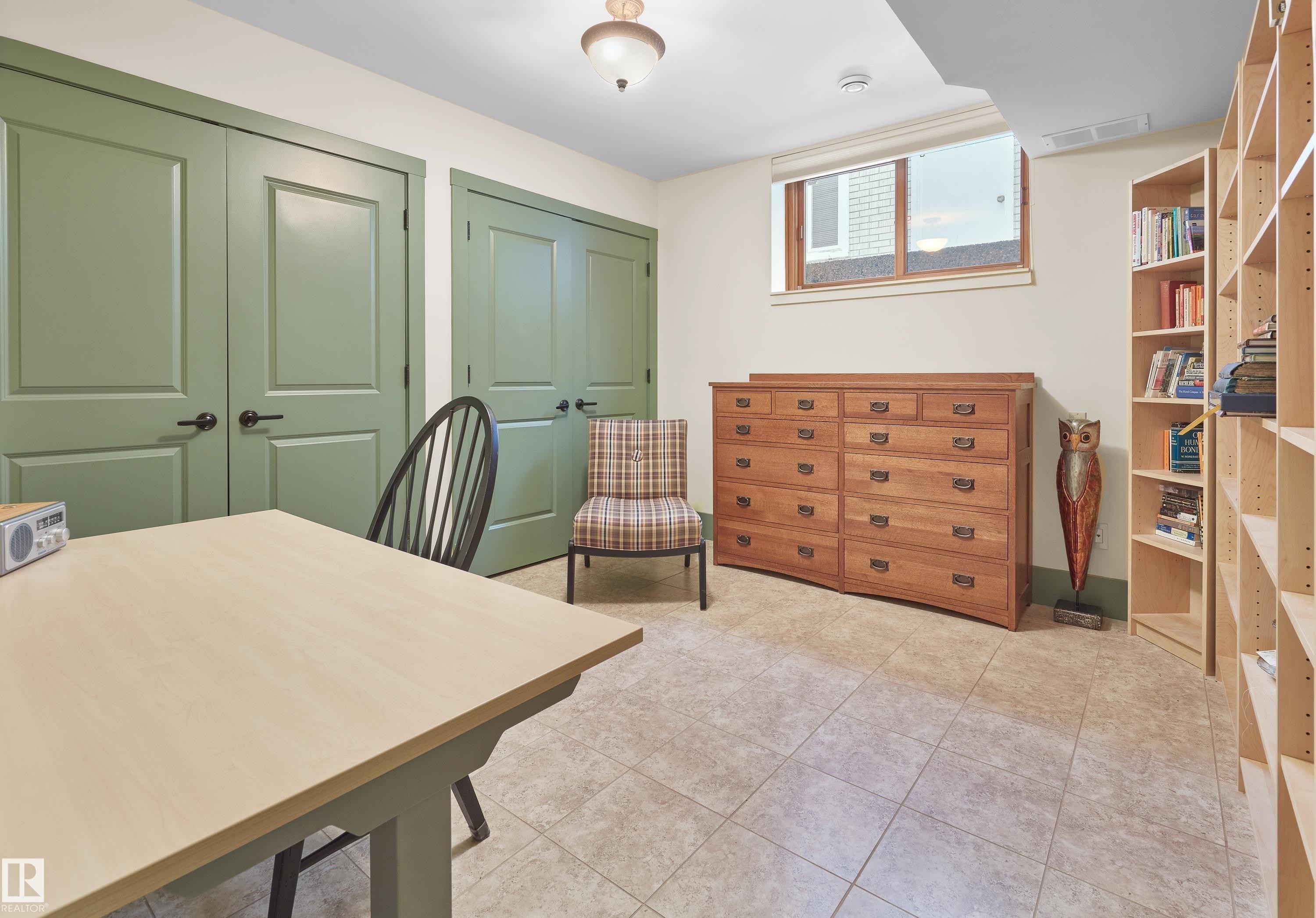 9135 117 Street, Edmonton, AB - Indoor