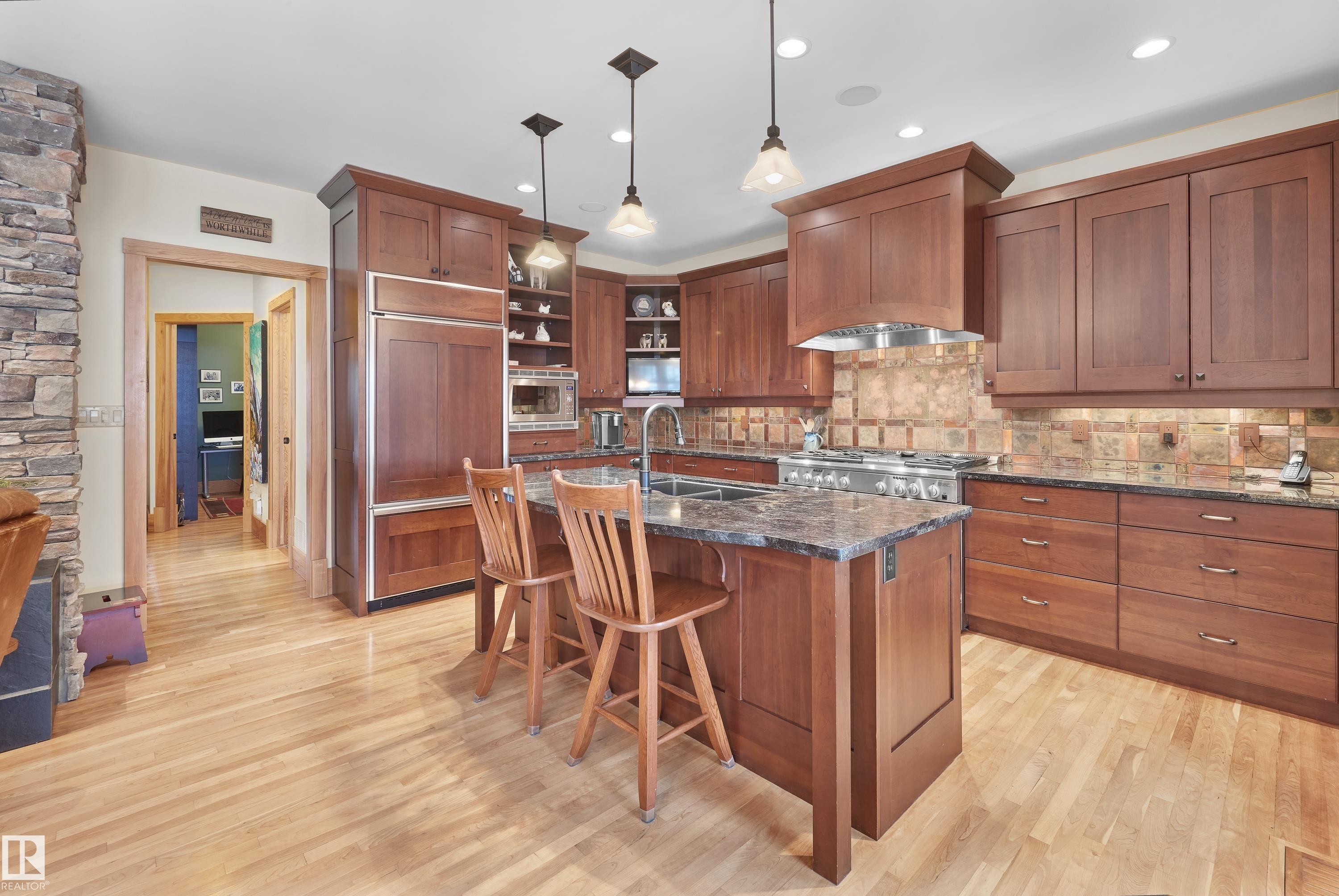 9135 117 Street, Edmonton, AB - Indoor Photo Showing Kitchen With Double Sink With Upgraded Kitchen