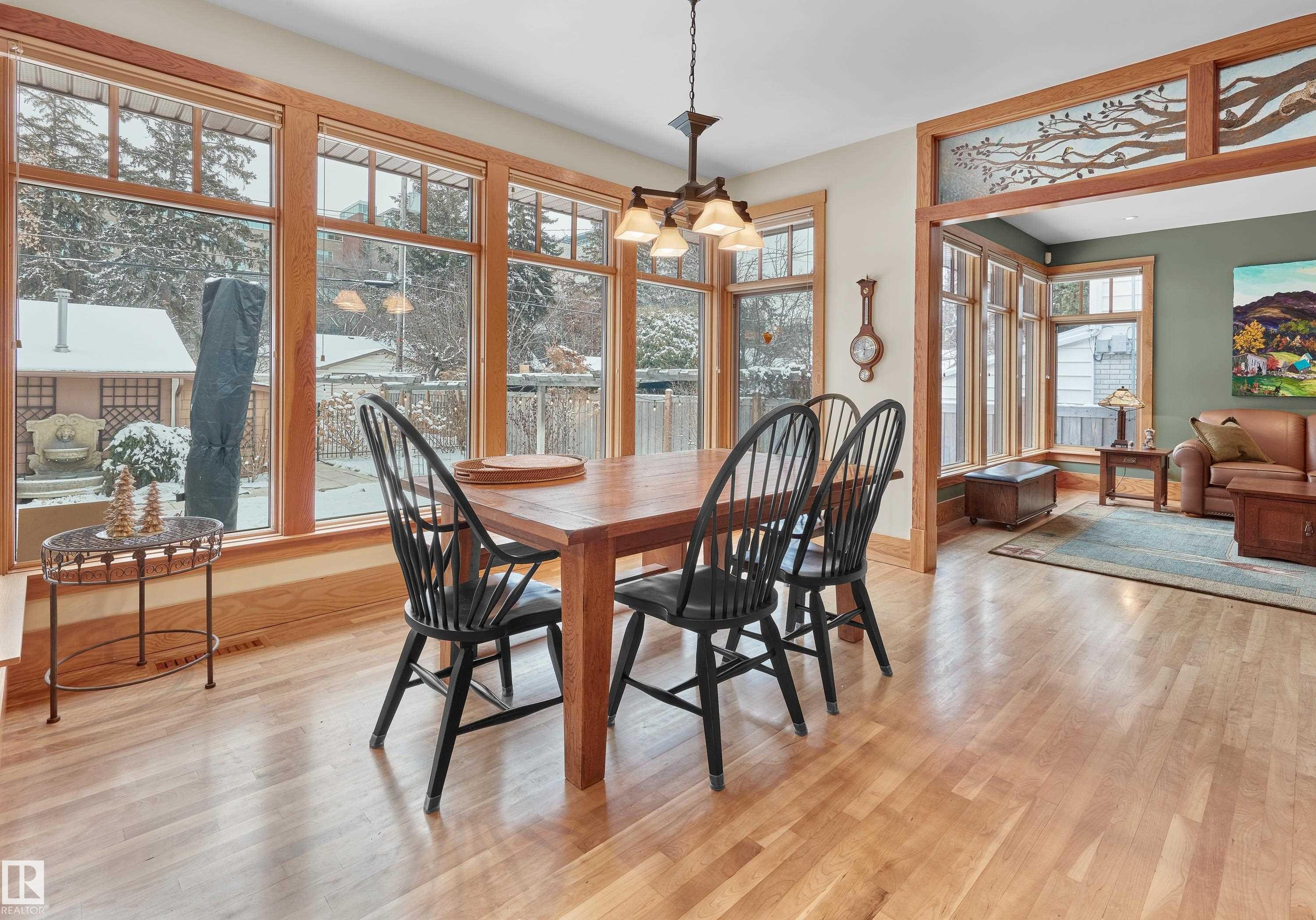 9135 117 Street, Edmonton, AB - Indoor Photo Showing Dining Room