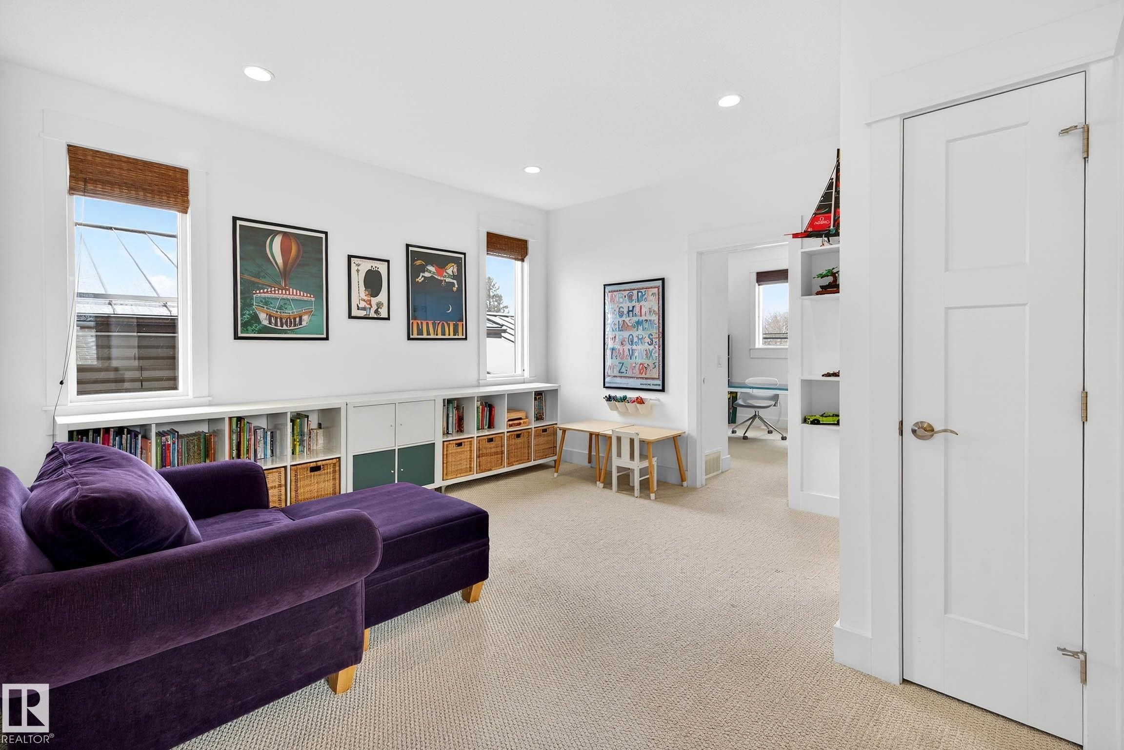 9738 75 Avenue, Edmonton, AB - Indoor